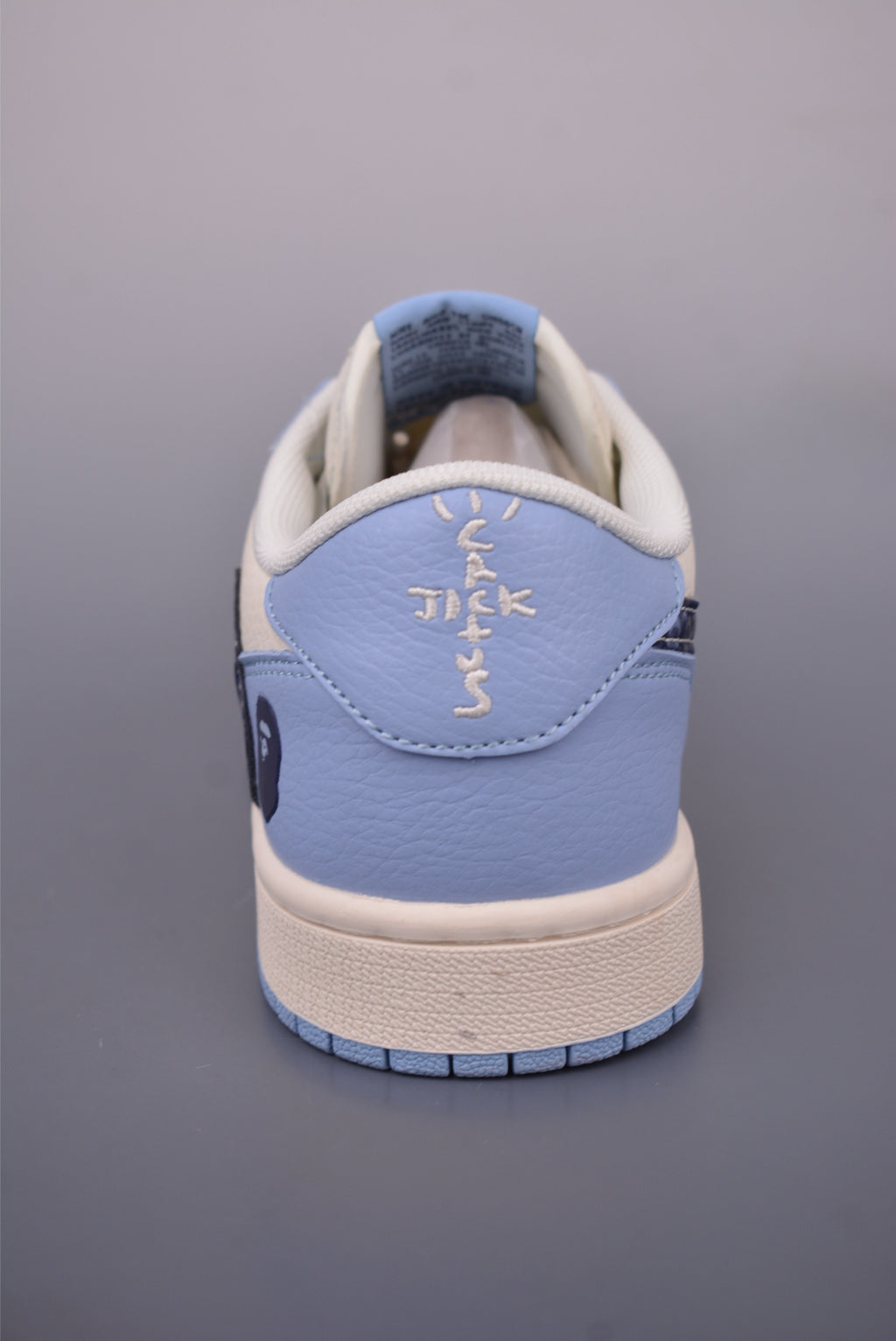 Fragment x Travis Scott x Nike Air Jordan 1 Low - Image 4