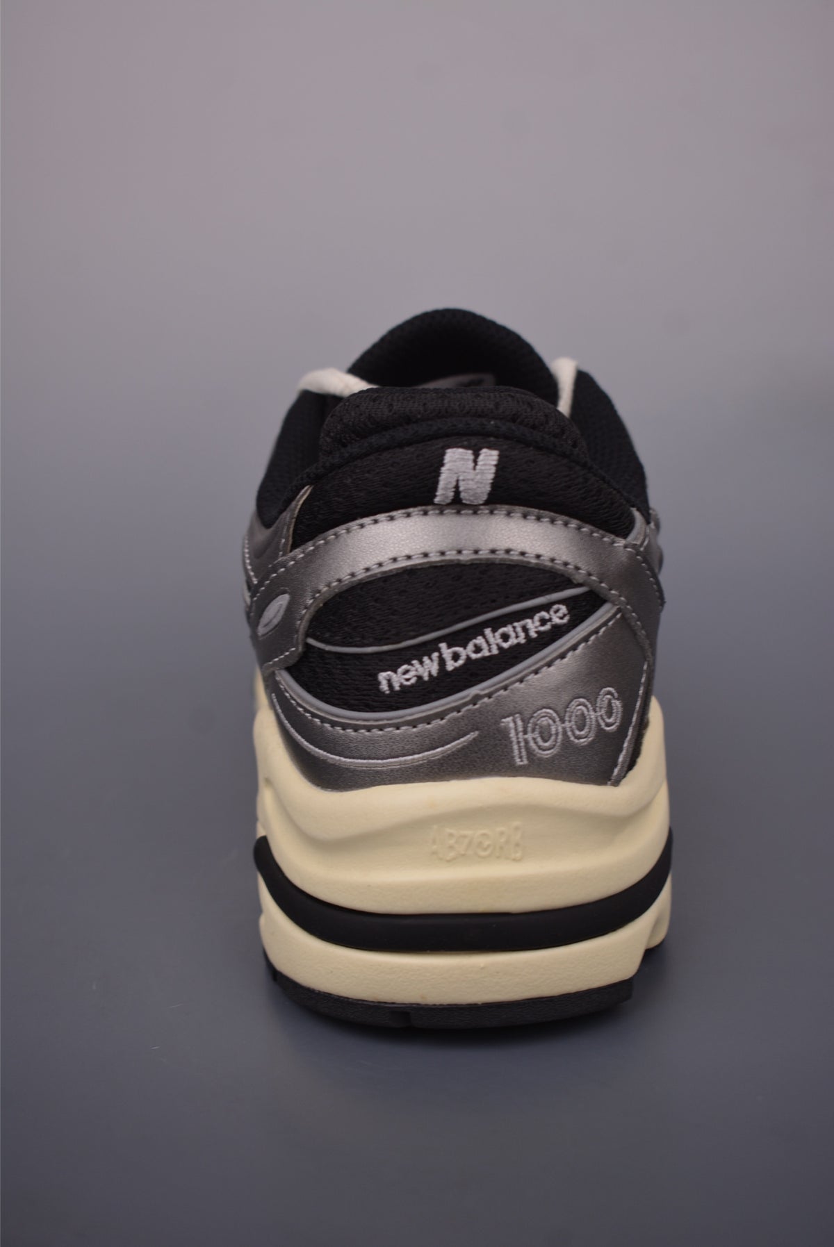 New Balance M1000 - Image 4