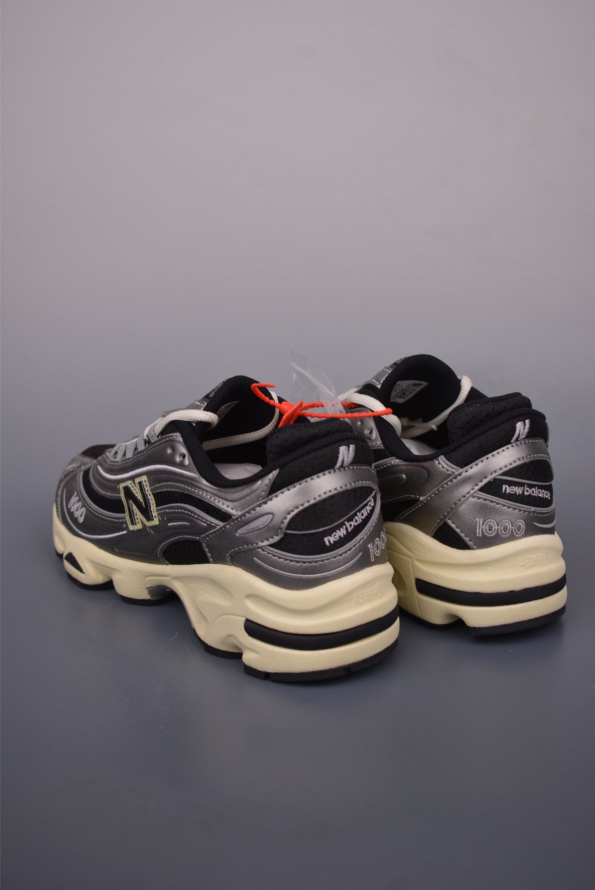 New Balance M1000 - Image 2