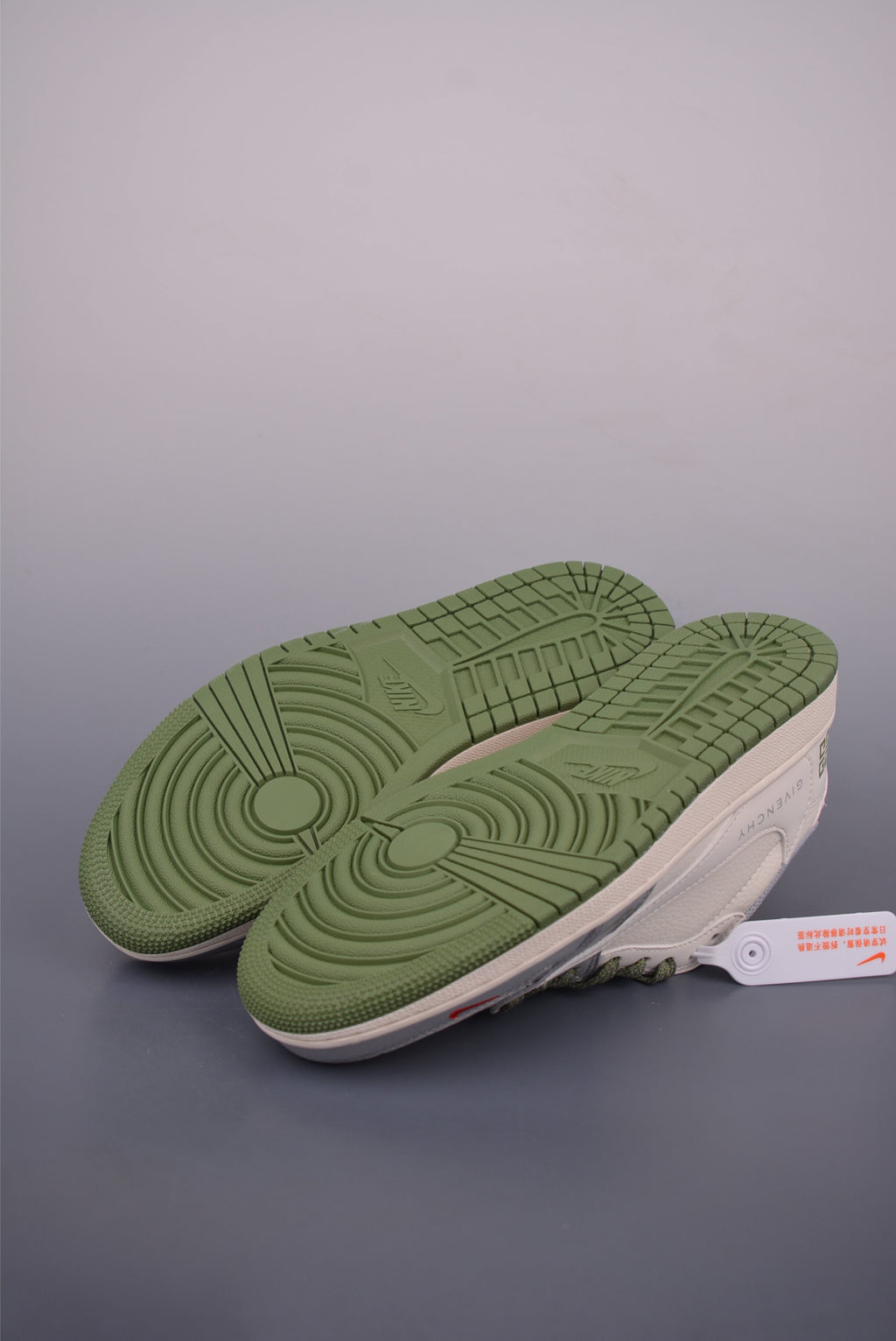Fragment x Travis Scott x Nike Air Jordan 1 Low - Image 3