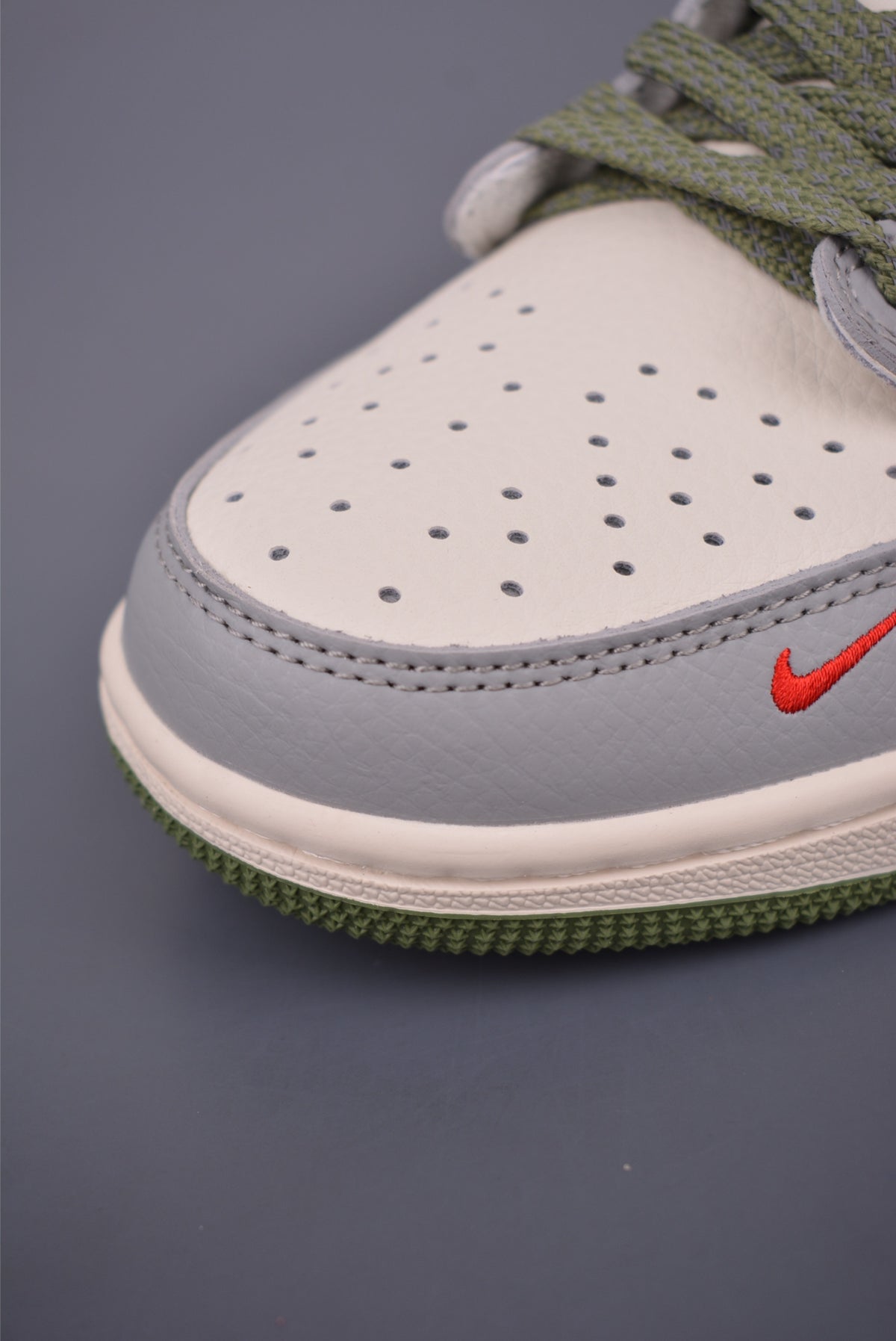 Fragment x Travis Scott x Nike Air Jordan 1 Low - Image 6