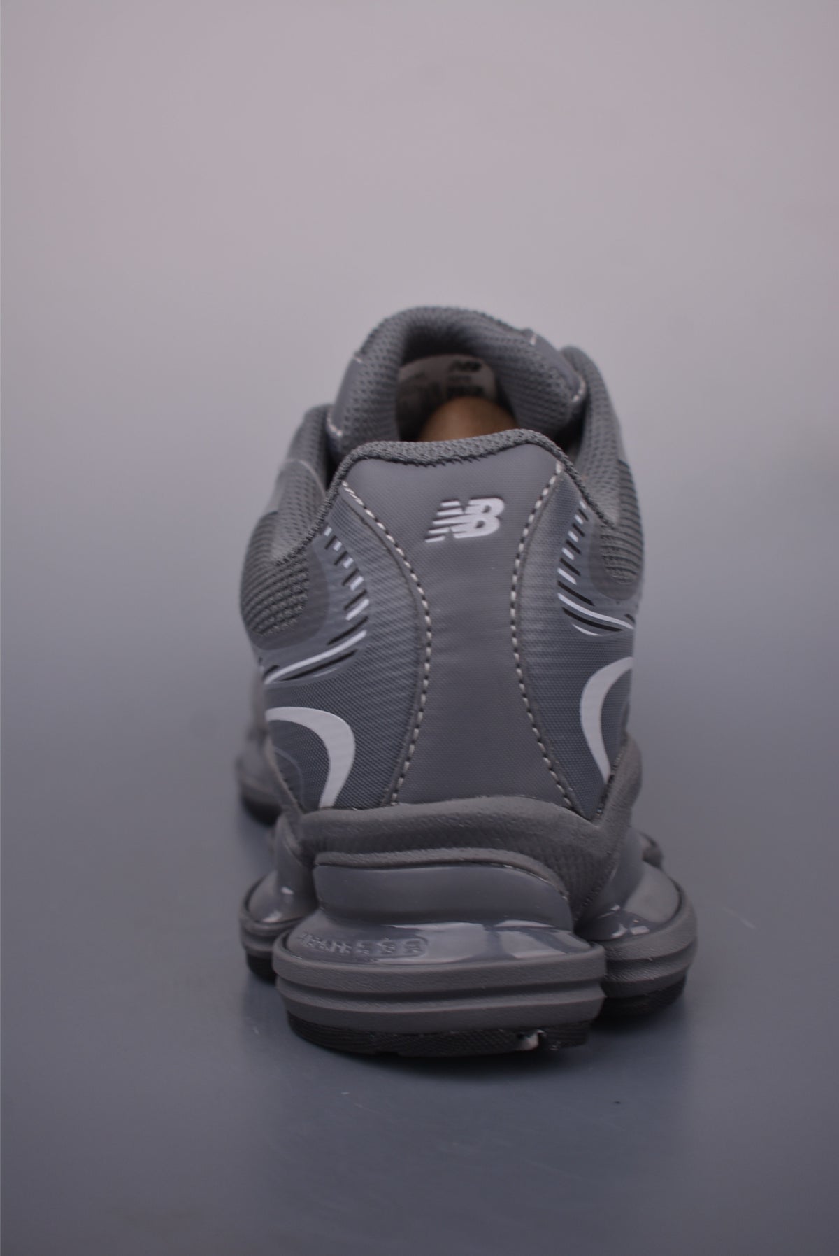 New Balance 260 - Image 4