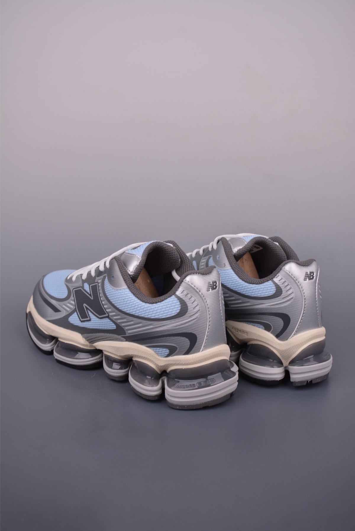 New Balance 260 - Image 2