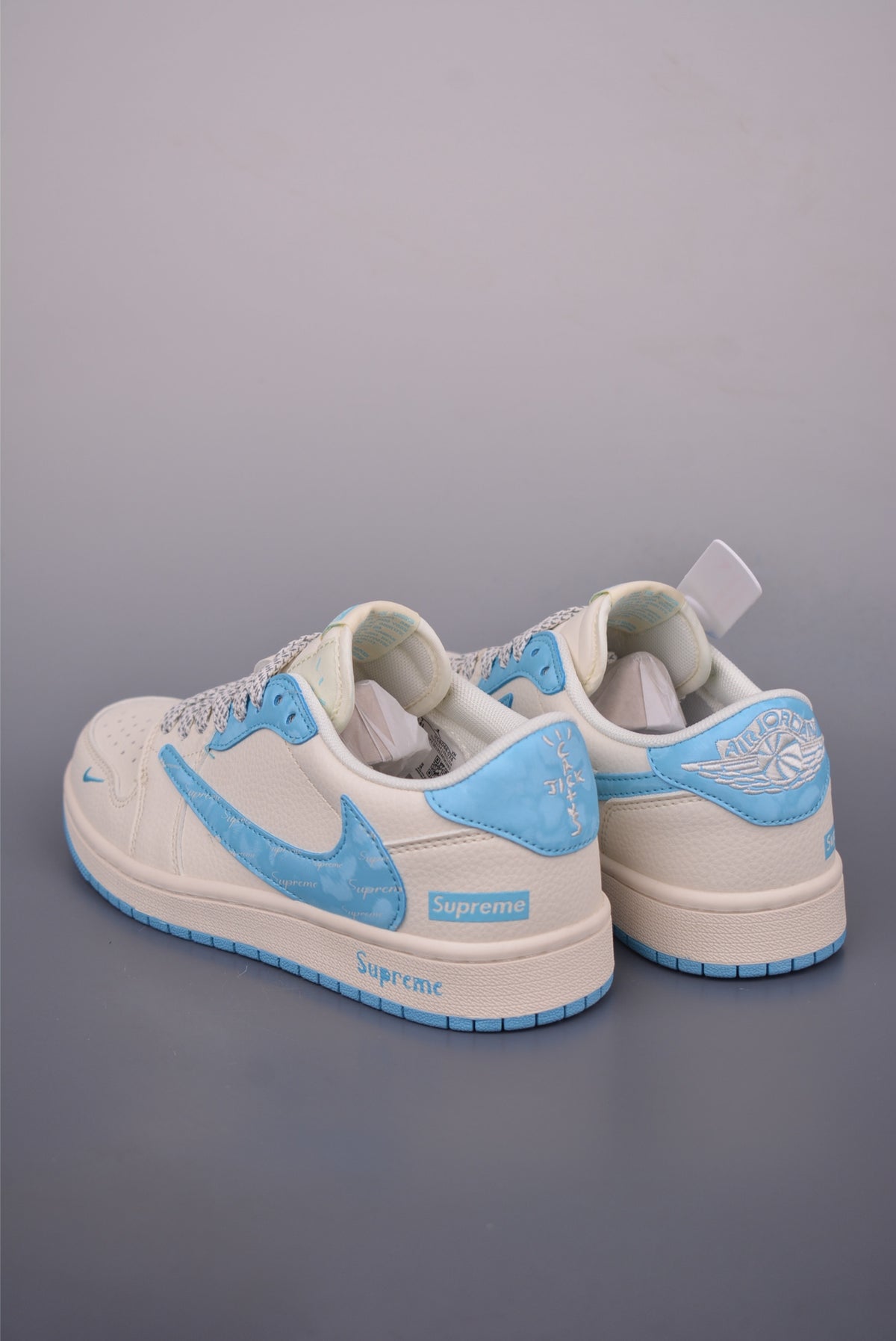 Fragment x Travis Scott x Nike Air Jordan 1 Low - Image 2