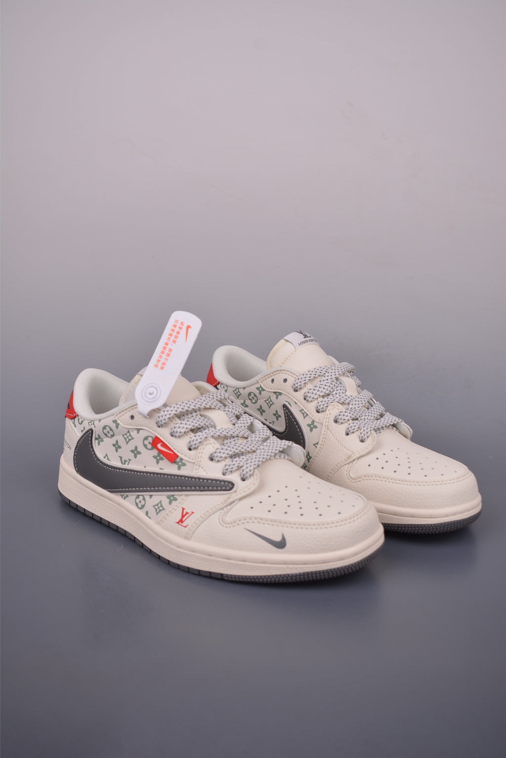Fragment x Travis Scott x Nike Air Jordan 1 Low - Image 1