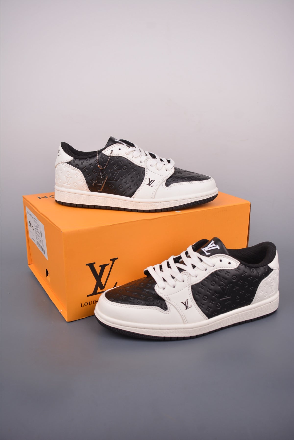Nike Air Jordan Sneakers - Image 5