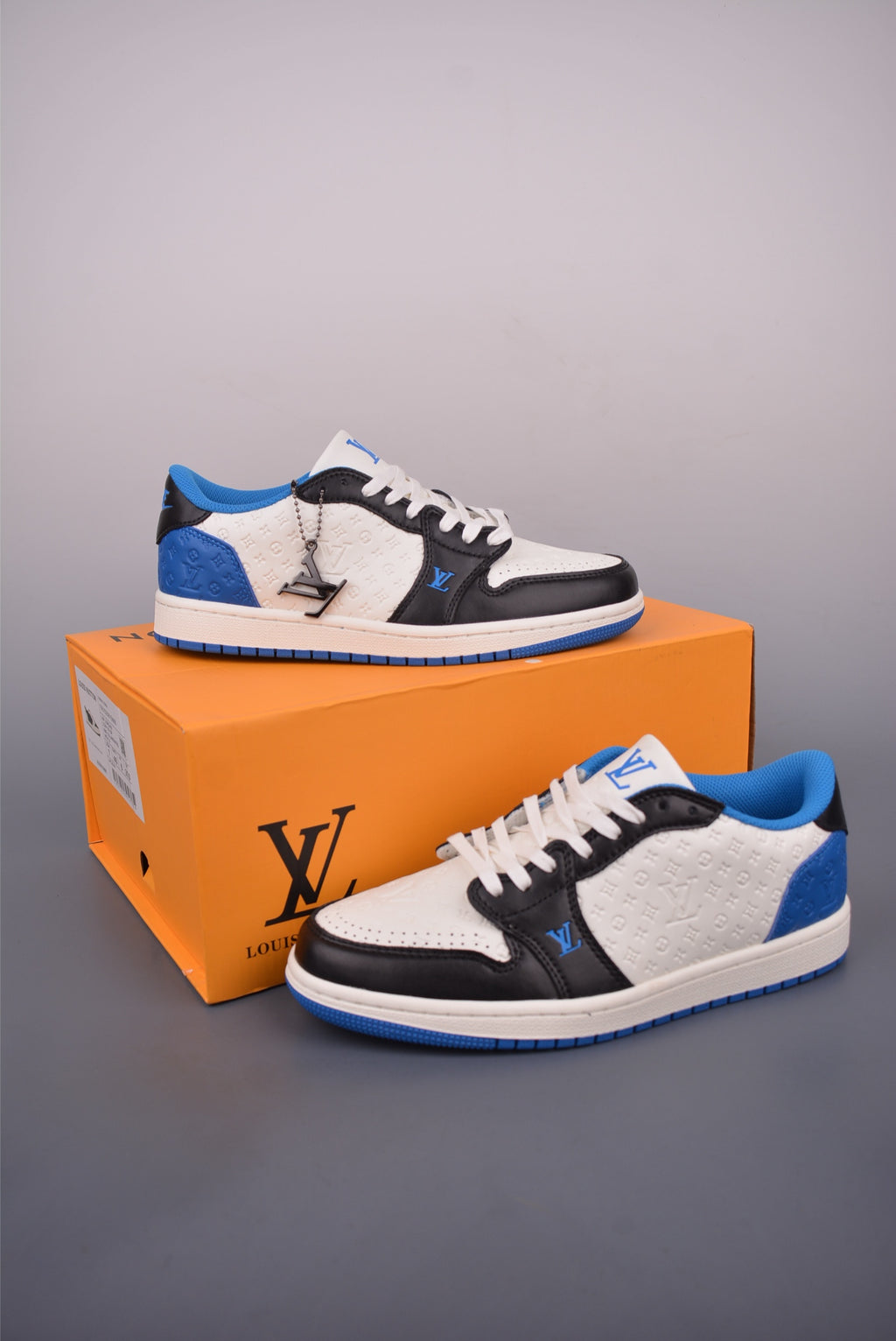 Nike Air Jordan Sneakers - Image 5