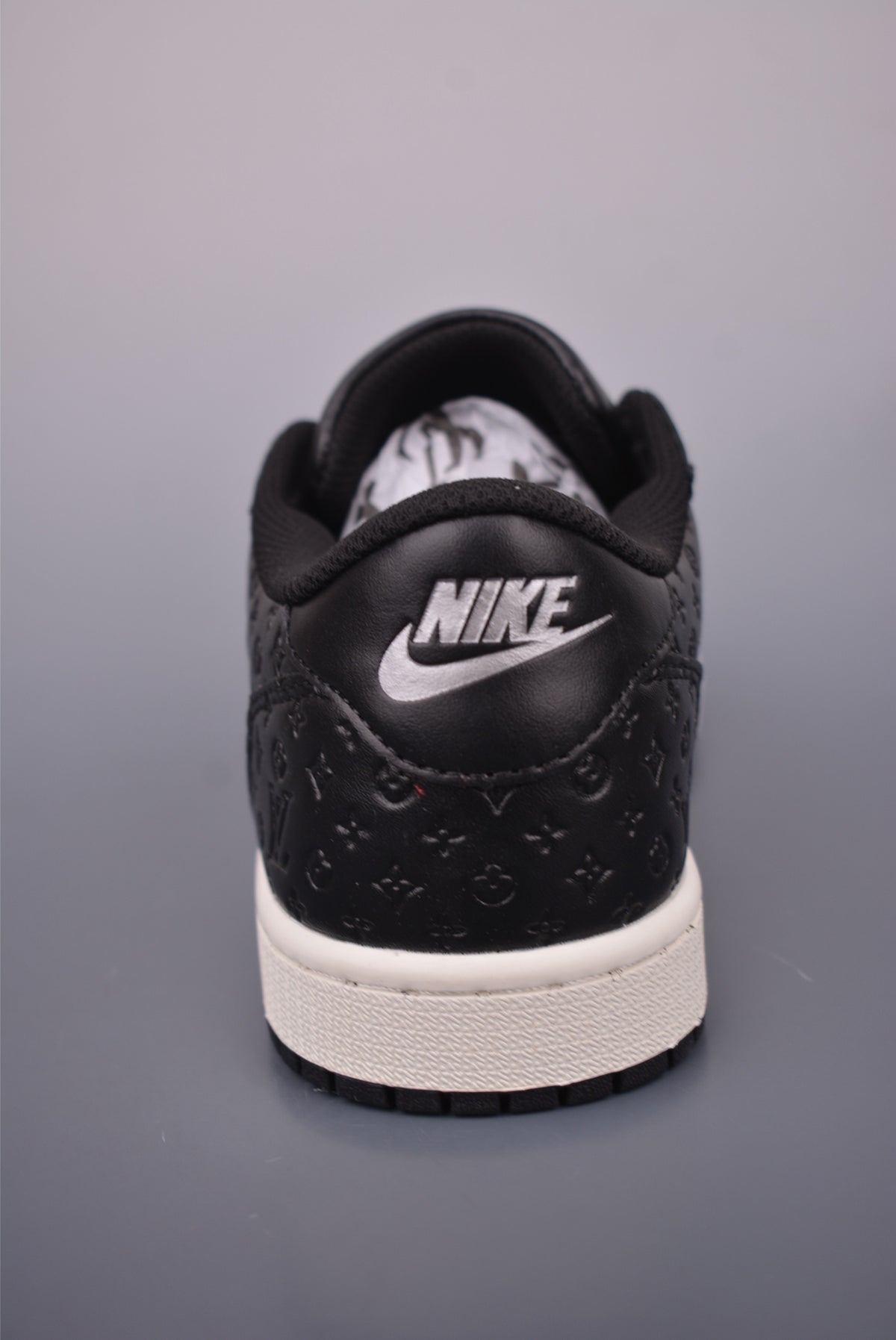 Nike Air Jordan Sneakers - Image 4