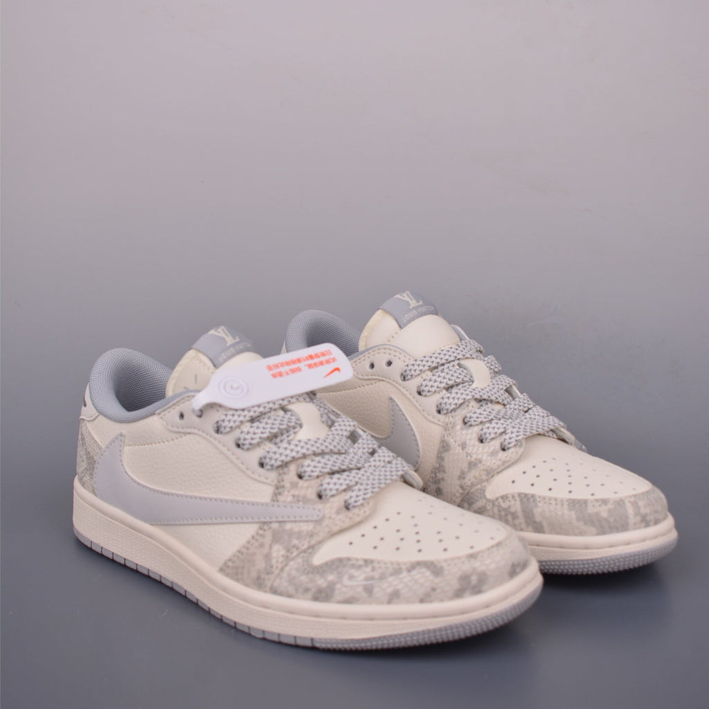 Fragment x Travis Scott x Nike Air Jordan 1 Low - Image 1