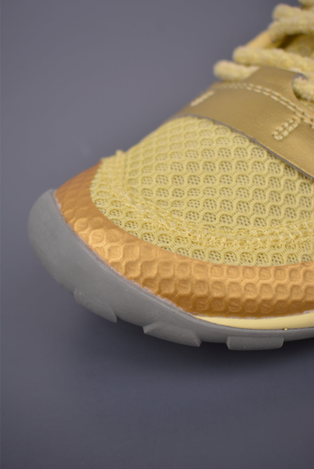 New Balance 220 MT10 - Image 6