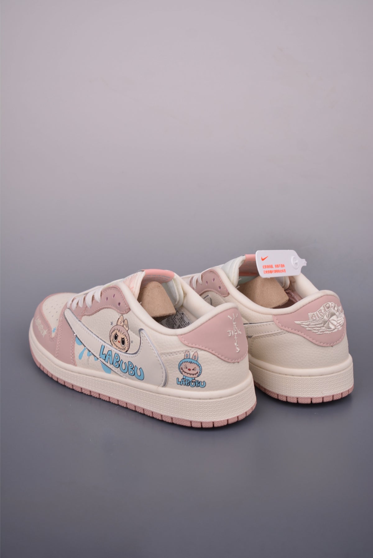 Fragment x Travis Scott x Nike Air Jordan 1 Low - Image 2