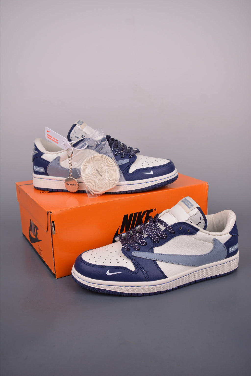 Fragment x Travis Scott x Nike Air Jordan 1 Low - Image 5