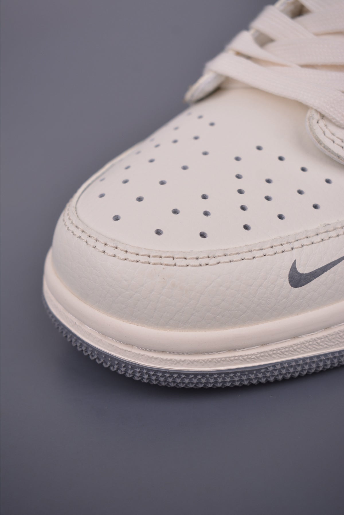 Fragment x Travis Scott x Nike Air Jordan 1 Low - Image 6