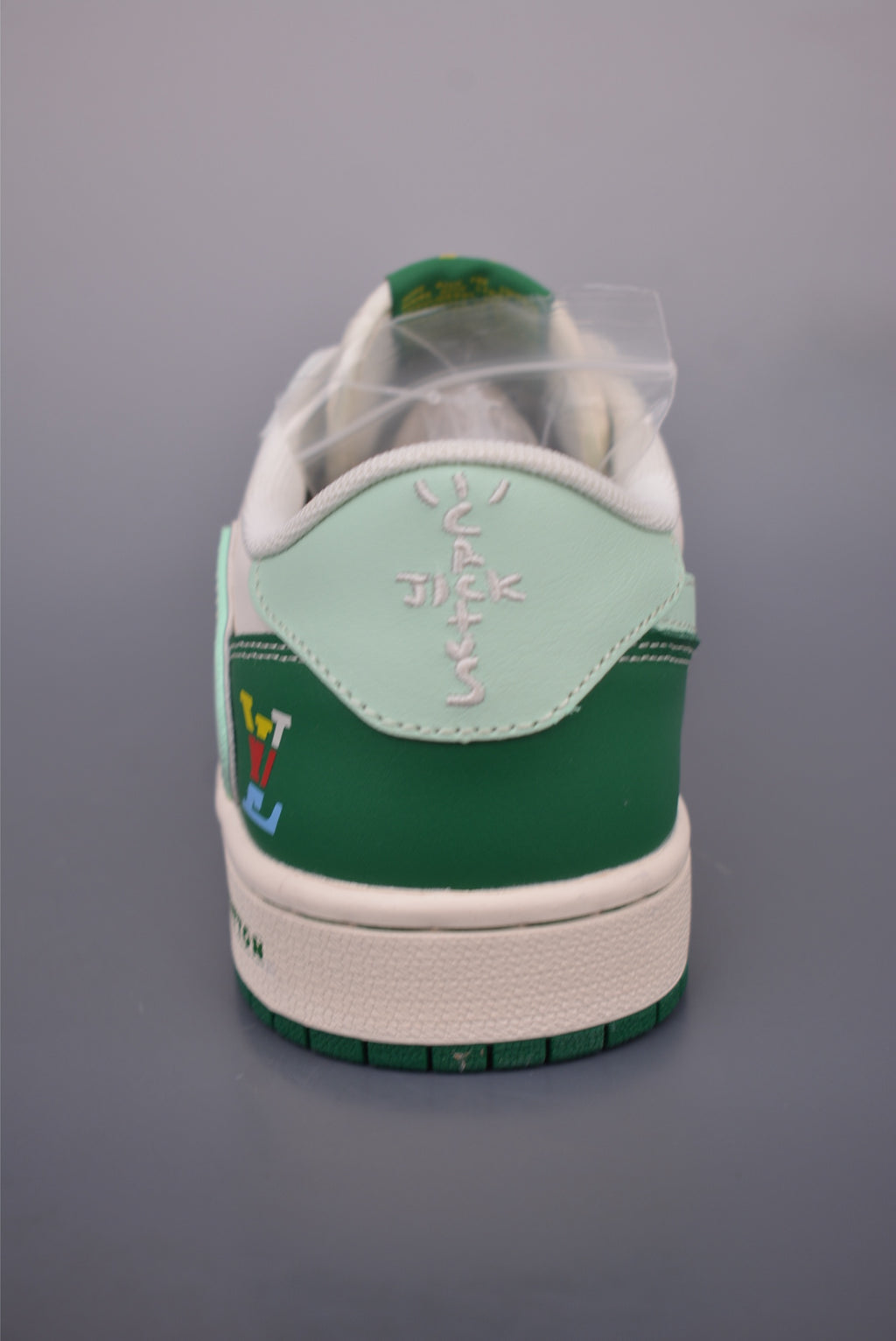 Fragment x Travis Scott x Nike Air Jordan 1 Low - Image 4