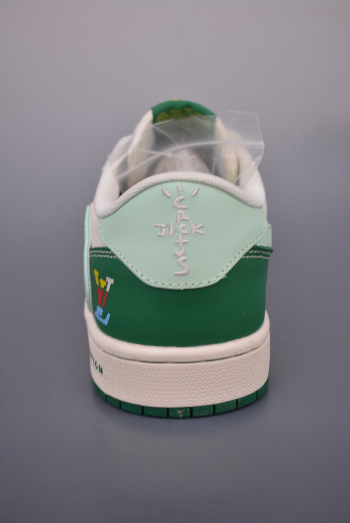 Fragment x Travis Scott x Nike Air Jordan 1 Low - Image 4