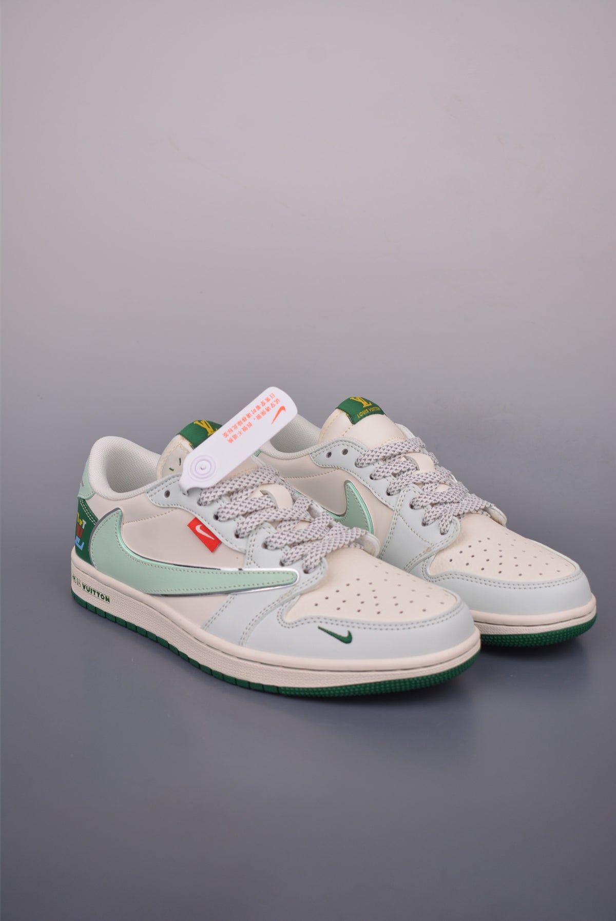 Fragment x Travis Scott x Nike Air Jordan 1 Low - Image 1