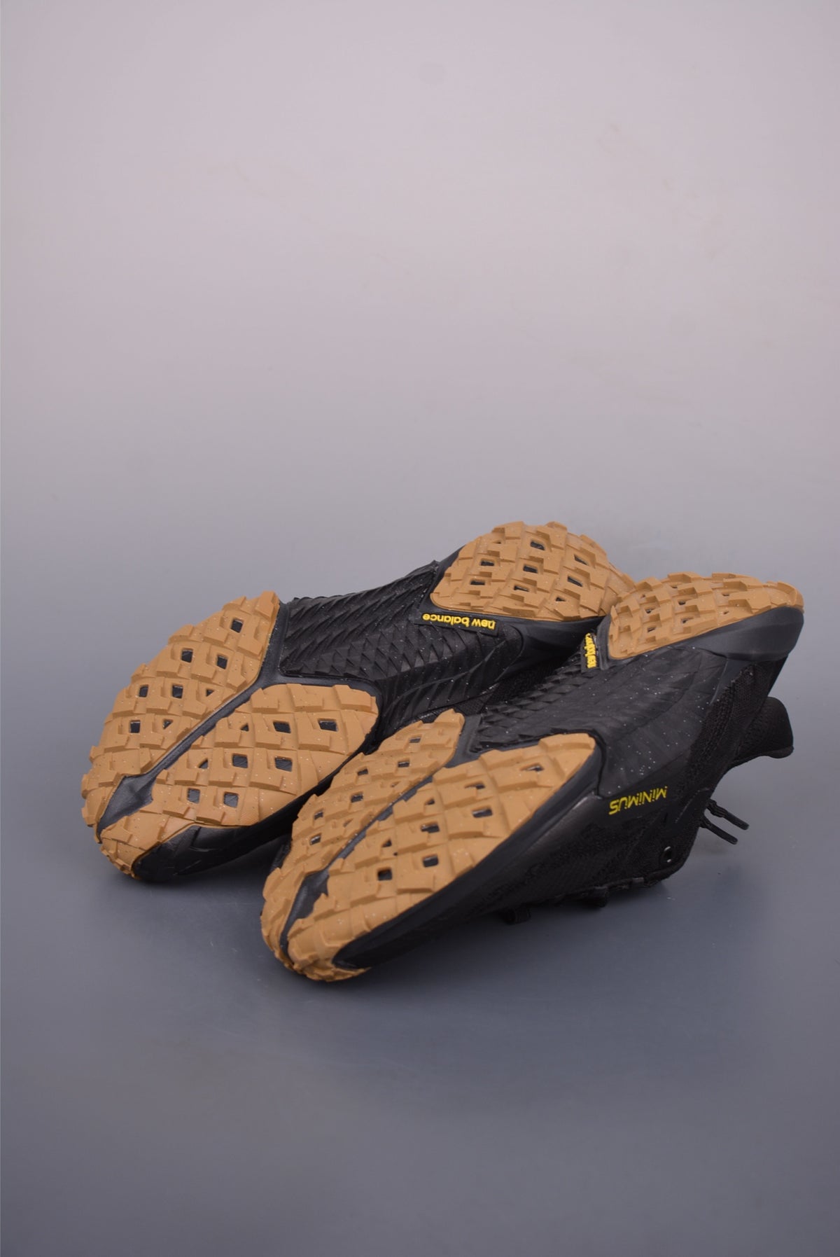 New Balance Minimus - Image 3