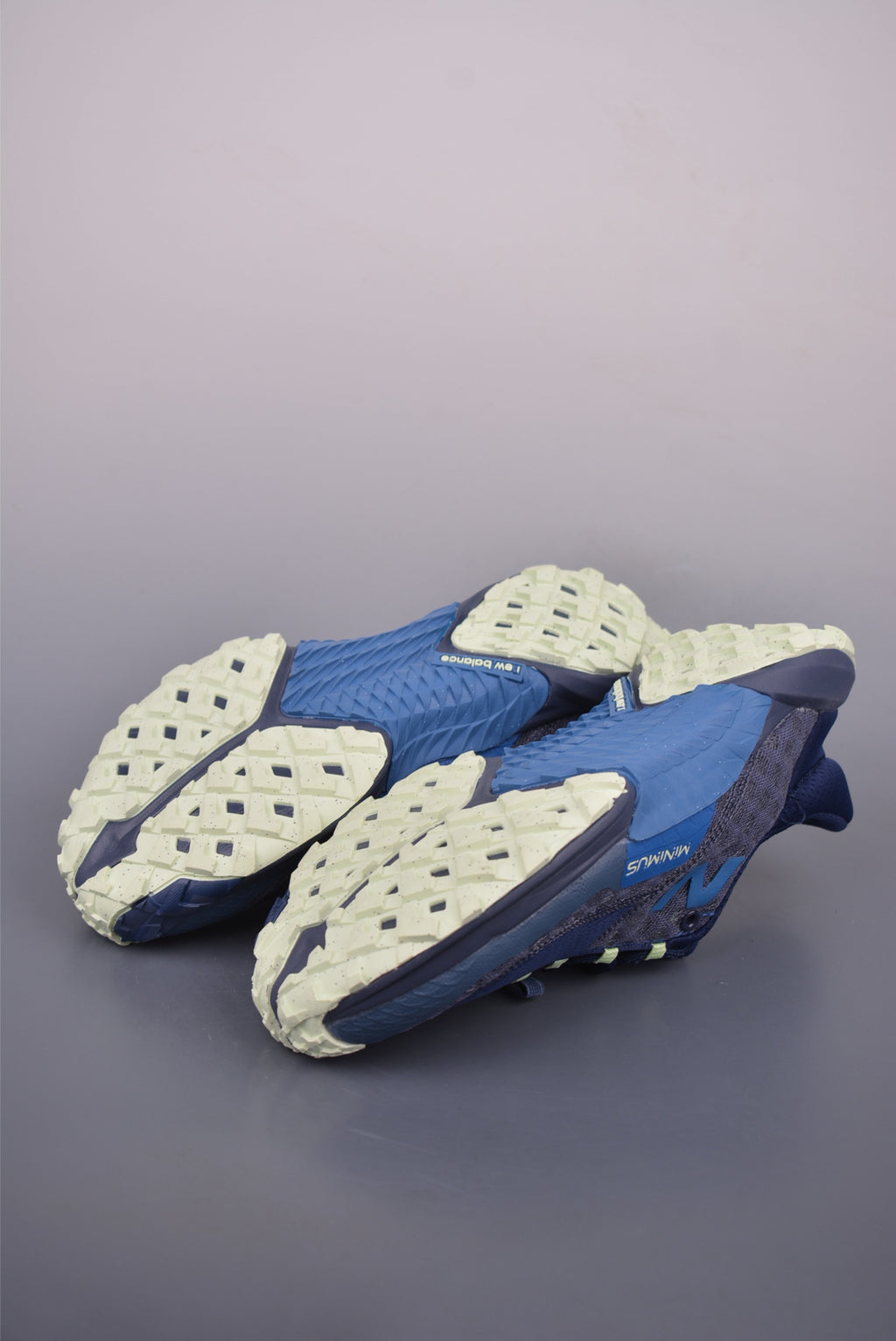 New Balance Minimus - Image 3