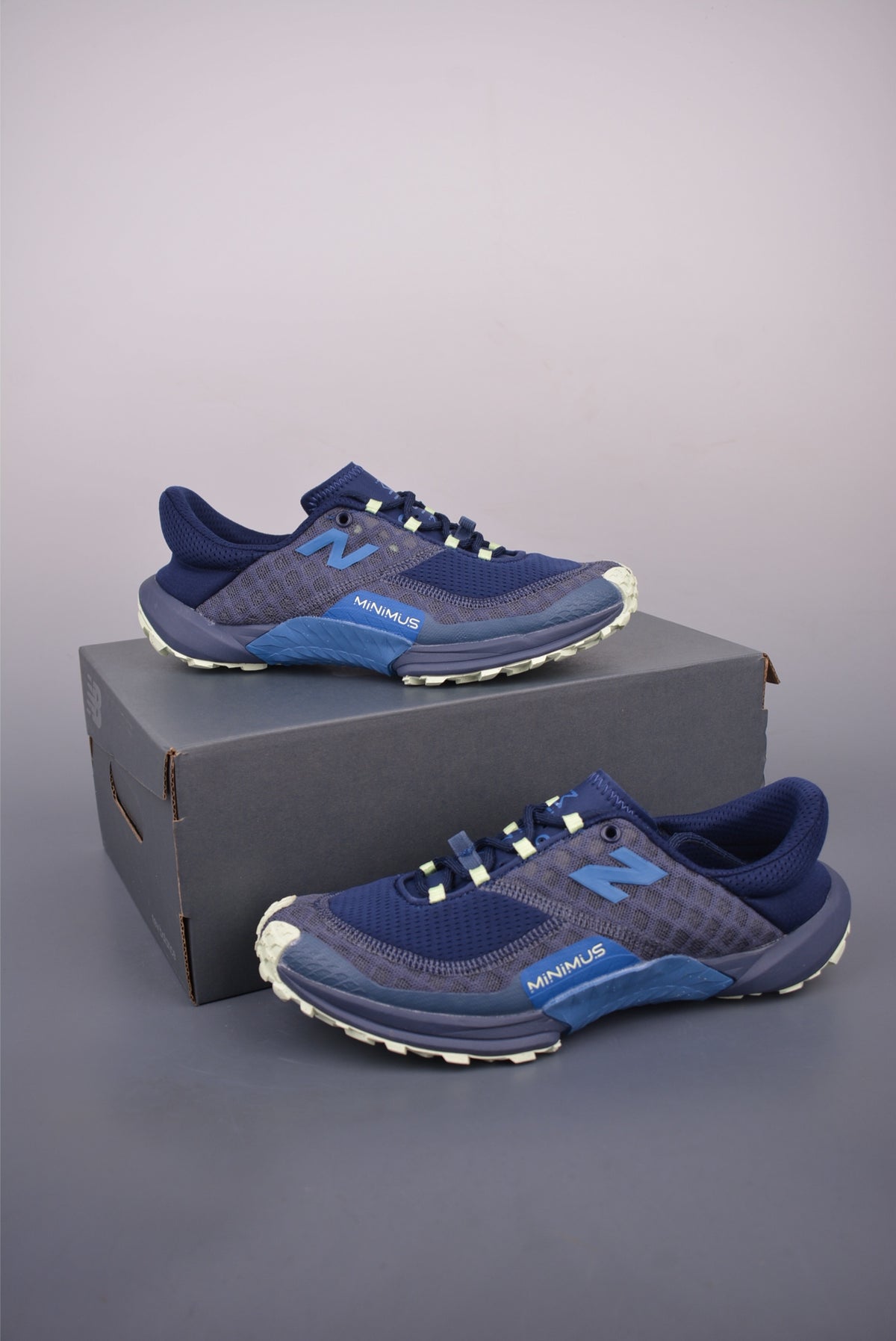 New Balance Minimus - Image 5