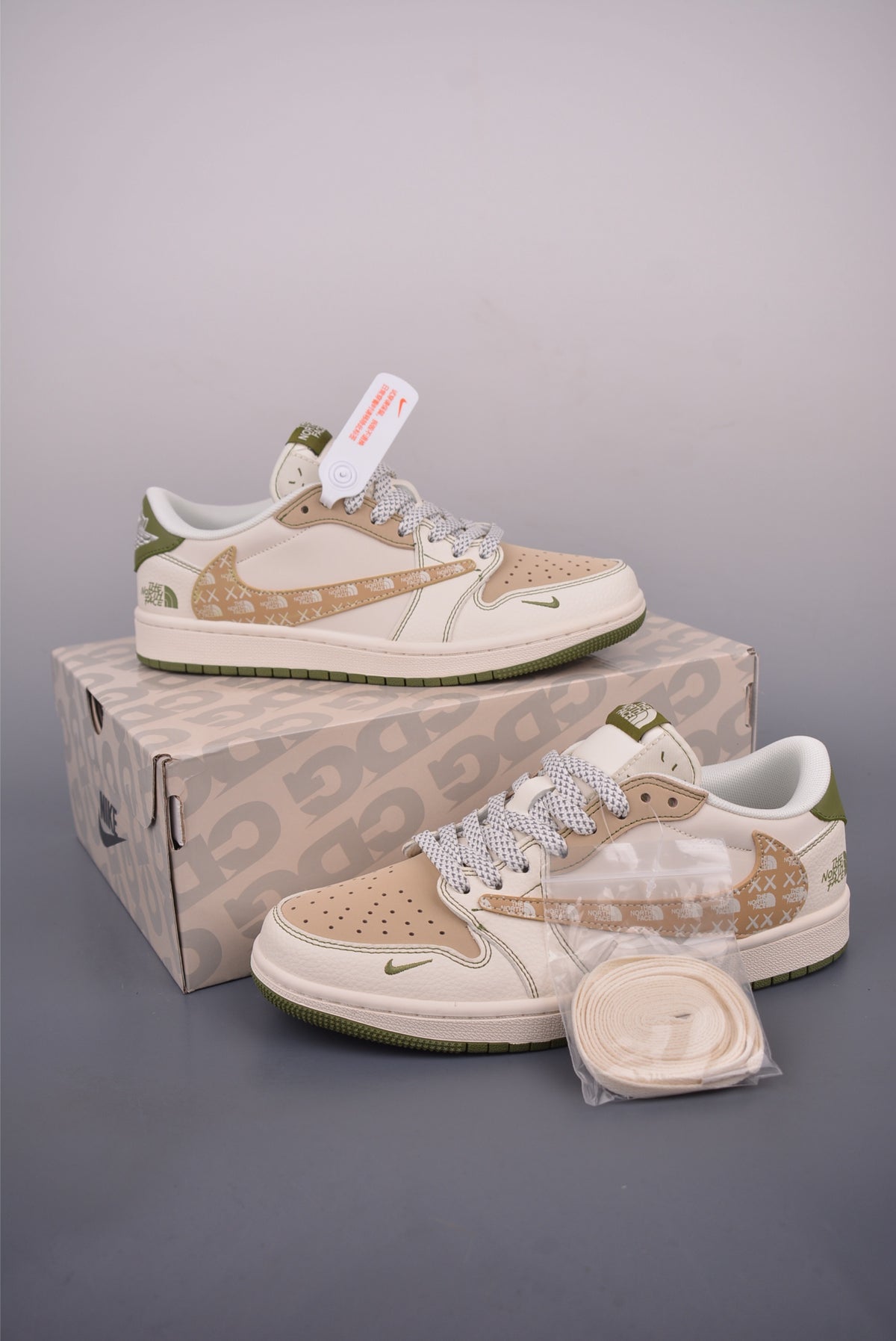 Fragment x Travis Scott x Nike Air Jordan 1 Low - Image 5