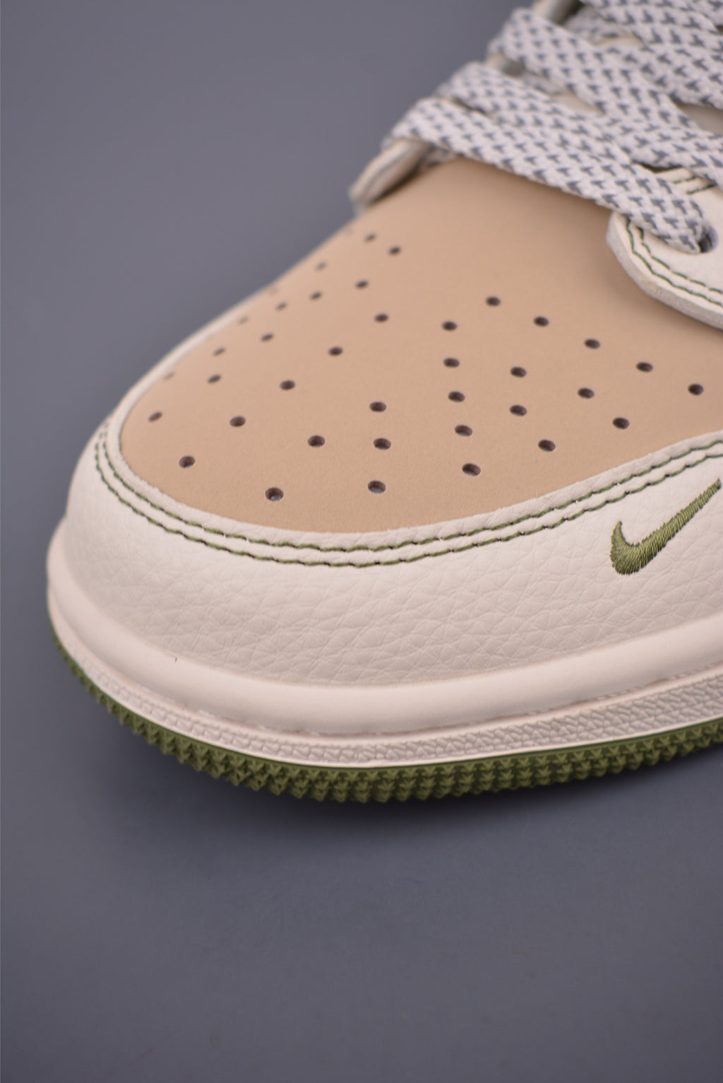 Fragment x Travis Scott x Nike Air Jordan 1 Low - Image 6
