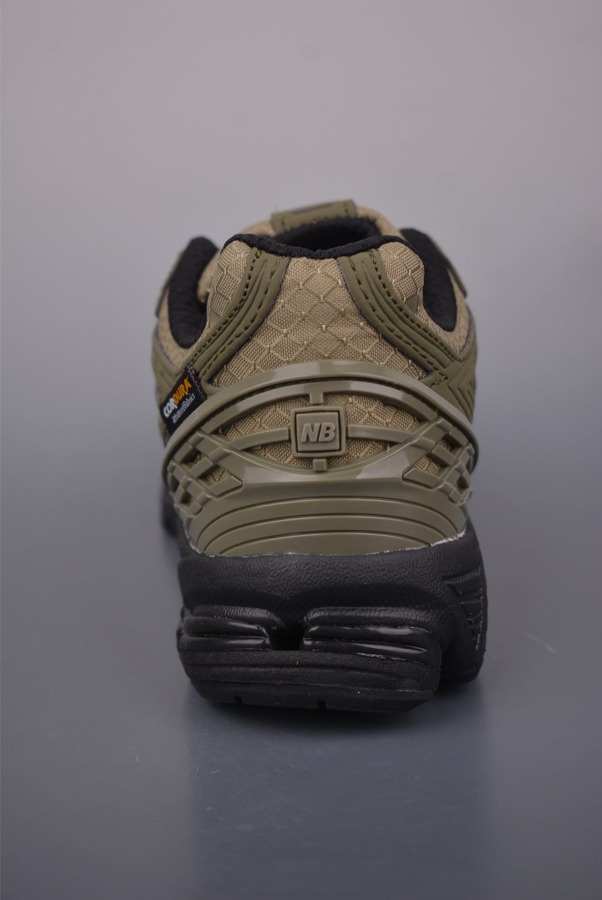 New Balance 190 240 - Image 4