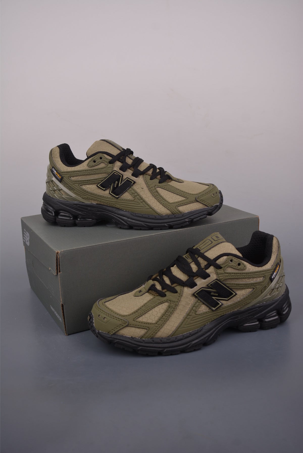 New Balance 190 240 - Image 5
