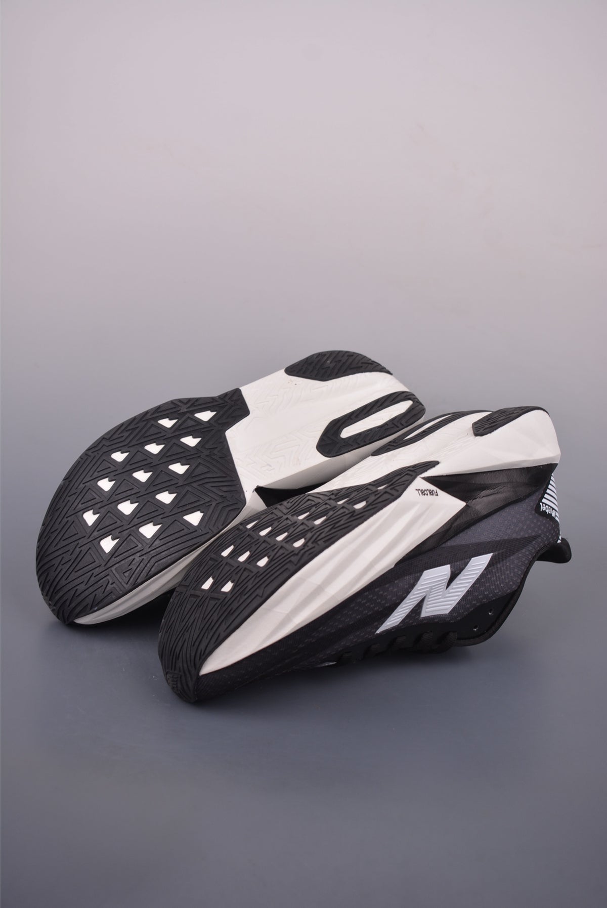 New Balance FuelCell SuperComp - Image 3