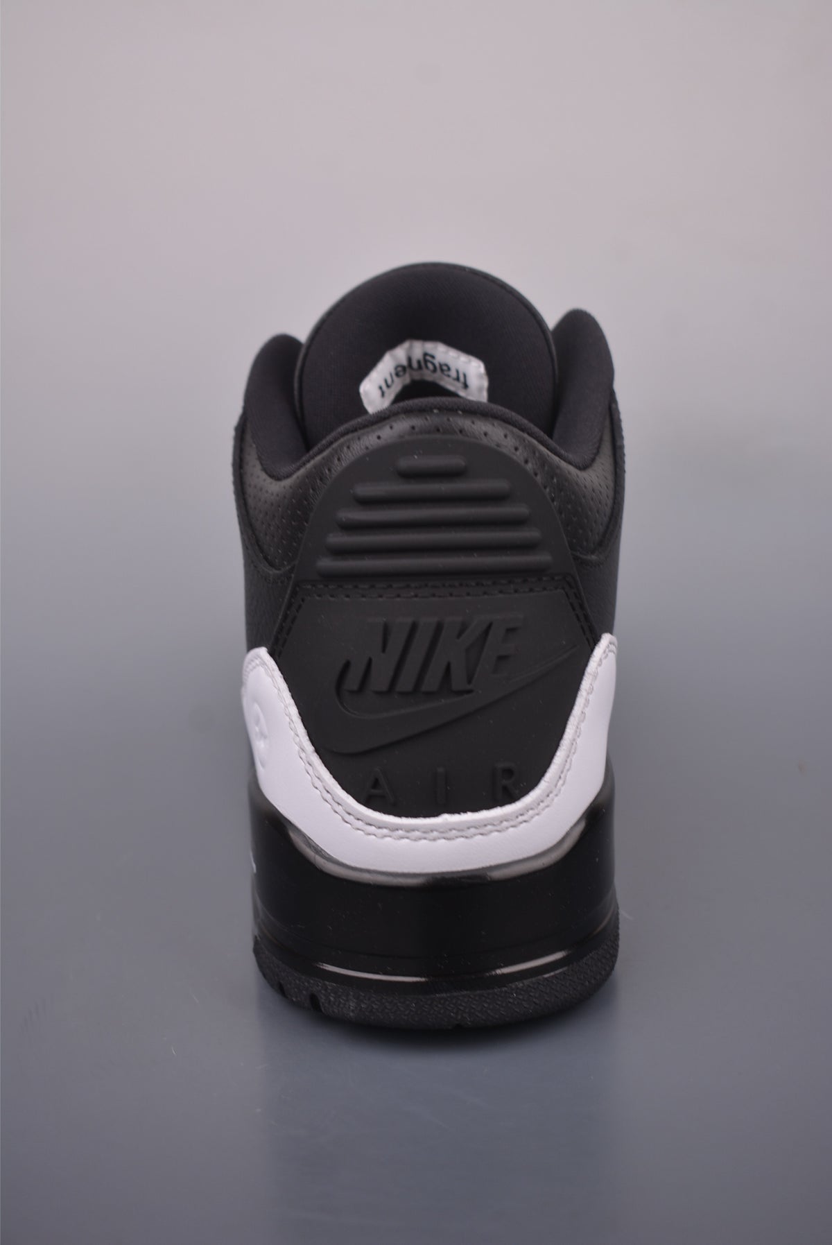 Nike Air Jordan 3 Retro - Image 4