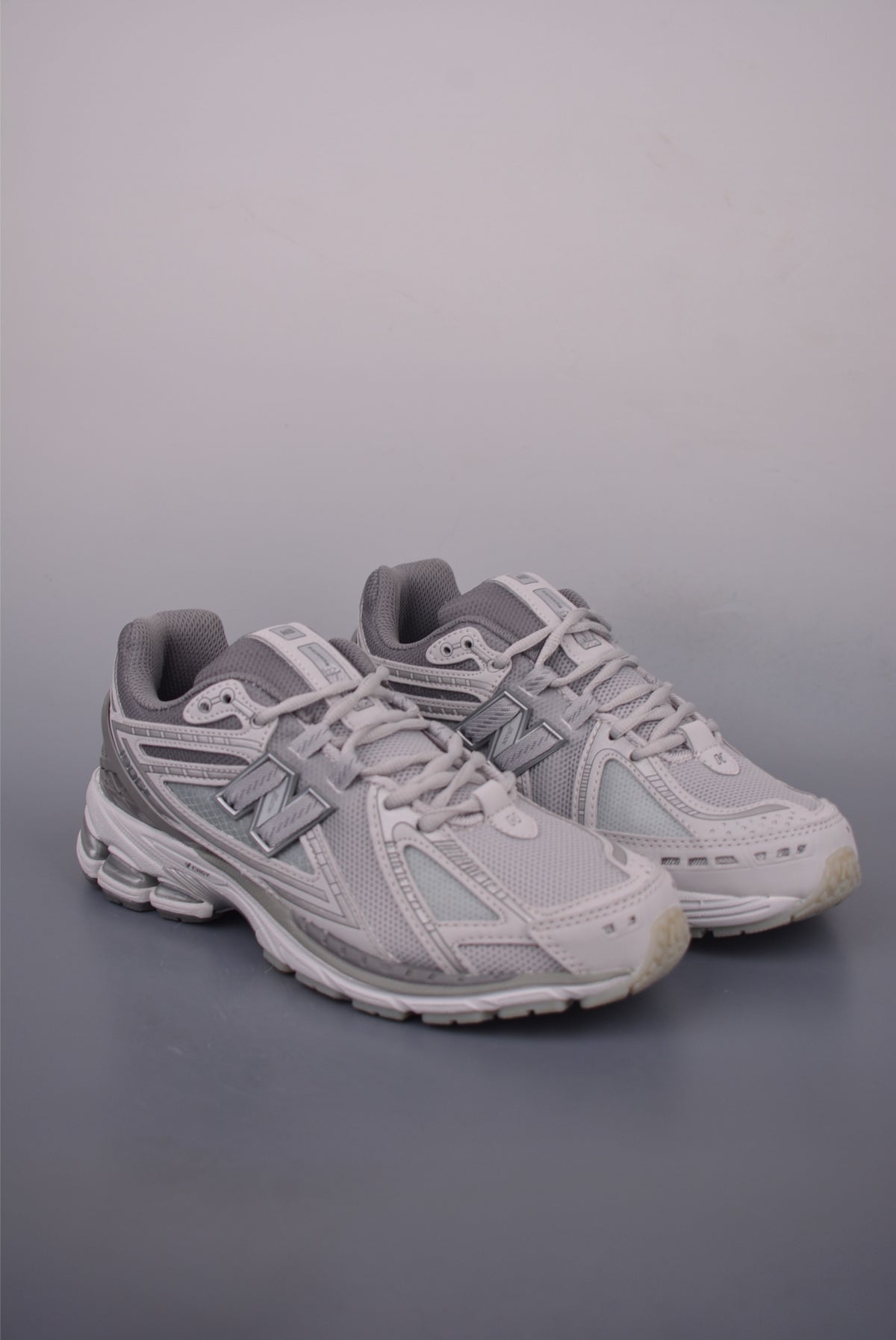 New Balance 190 240 - Image 1