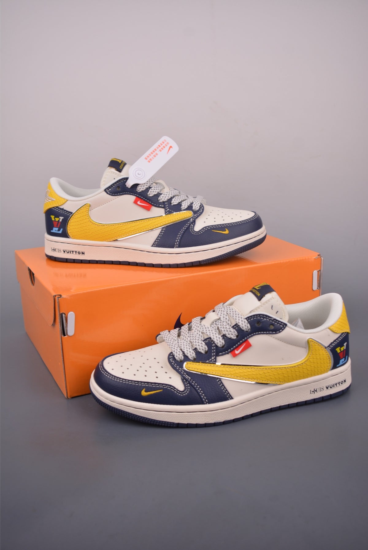 Fragment x Travis Scott x Nike Air Jordan 1 Low - Image 5