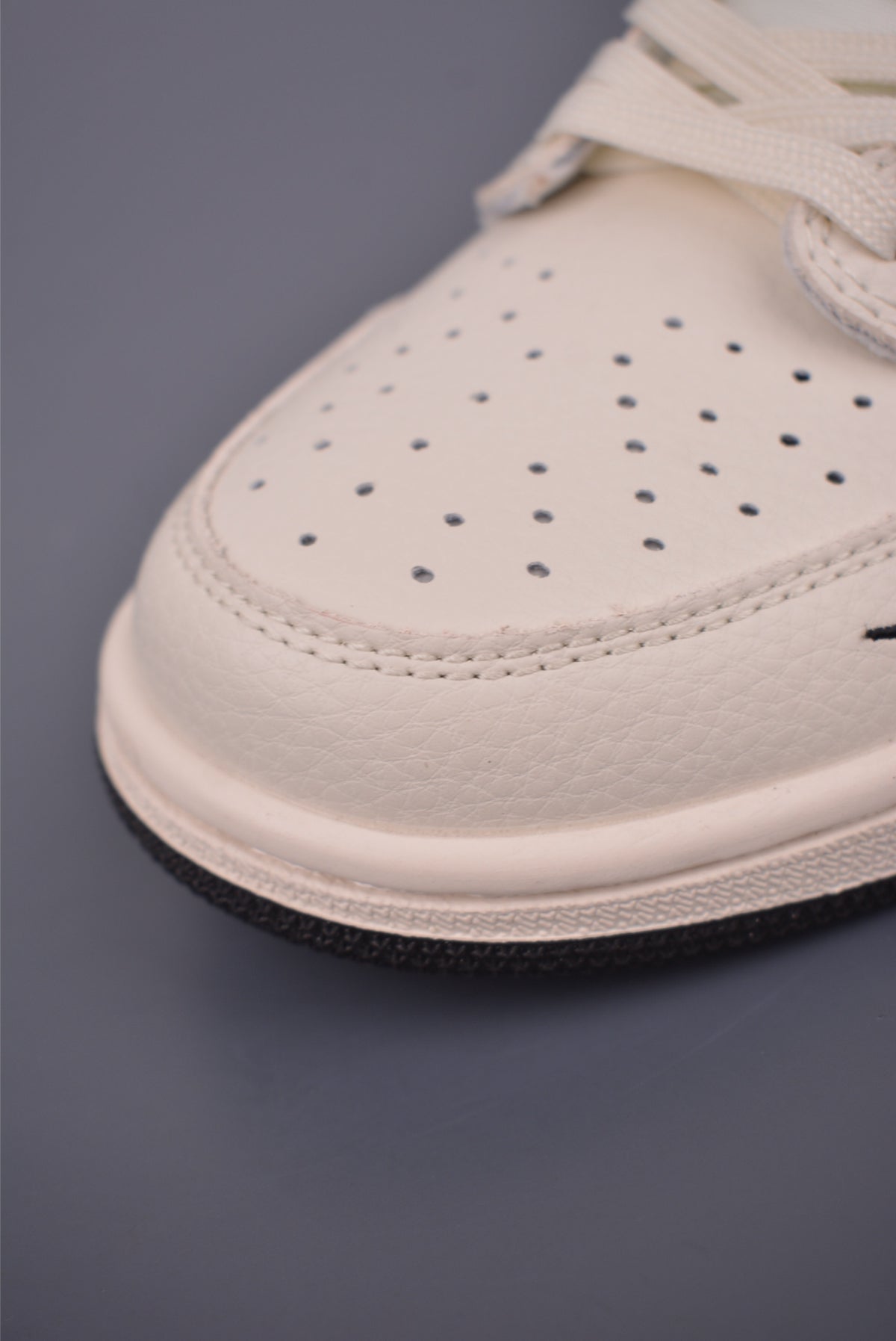 Fragment x Travis Scott x Nike Air Jordan 1 Low - Image 6