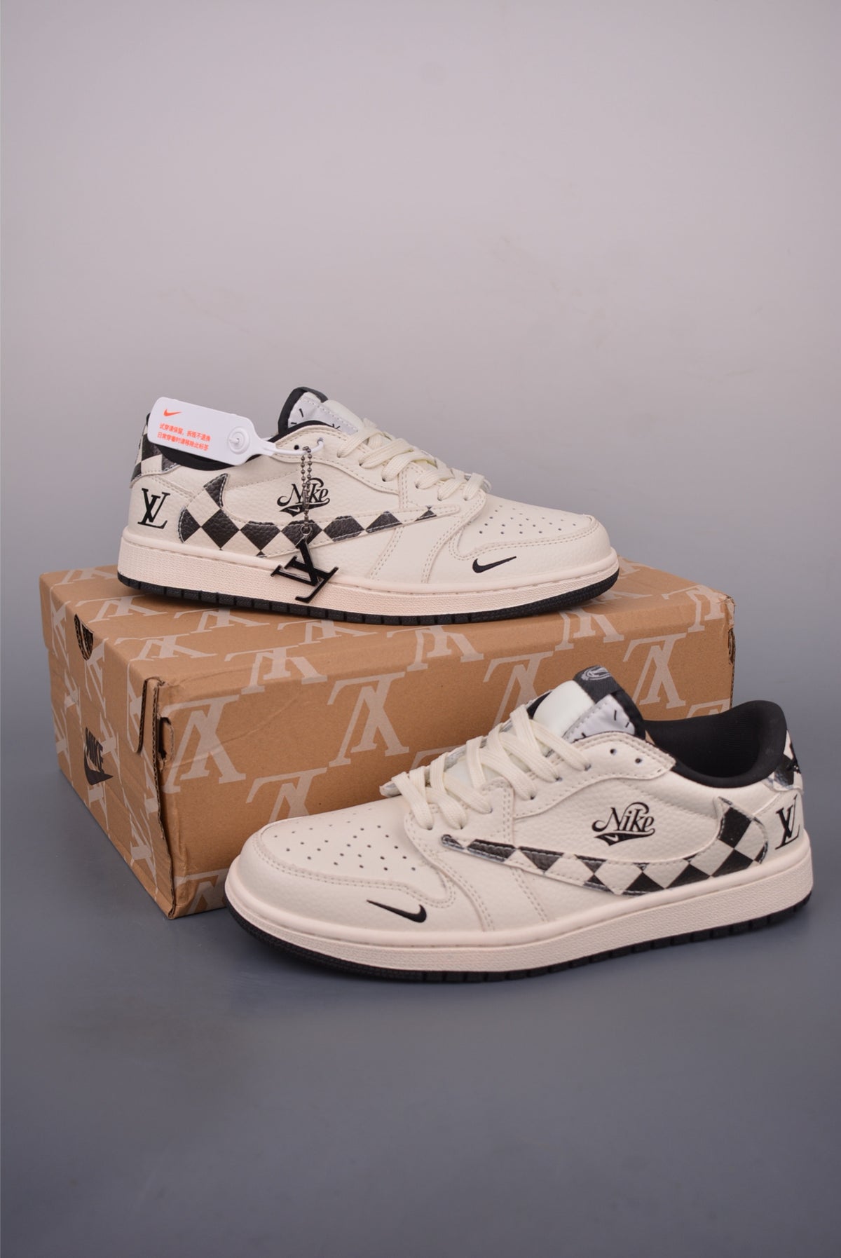 Fragment x Travis Scott x Nike Air Jordan 1 Low - Image 5