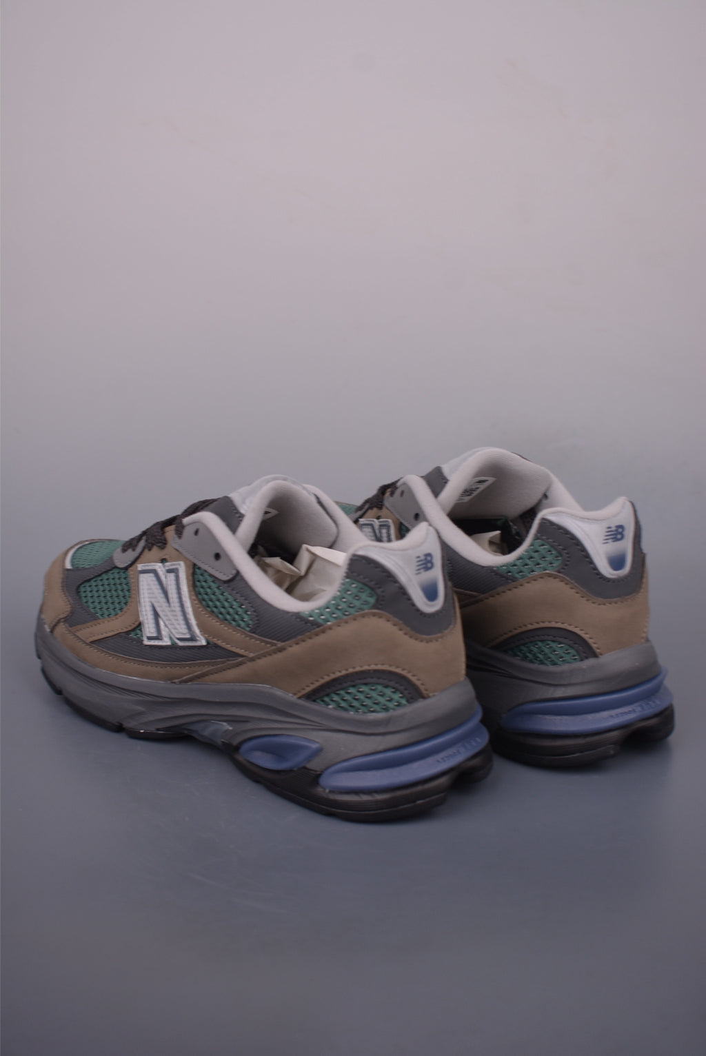 New Balance 220 2010 - Image 2