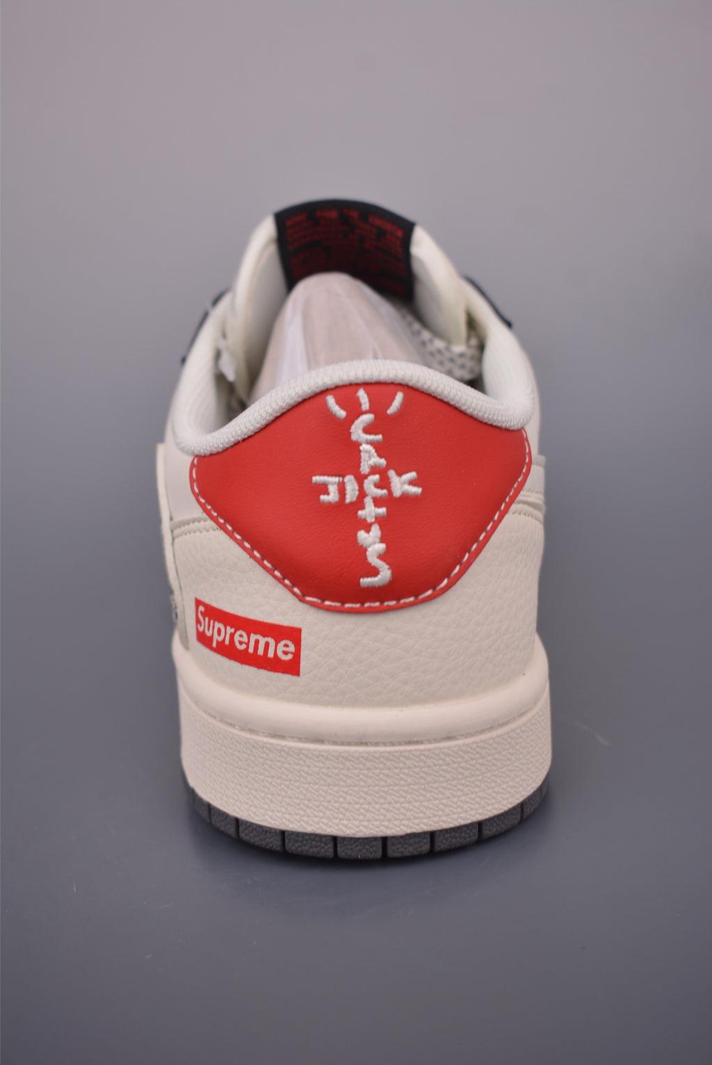 Fragment x Travis Scott x Nike Air Jordan 1 Low - Image 4