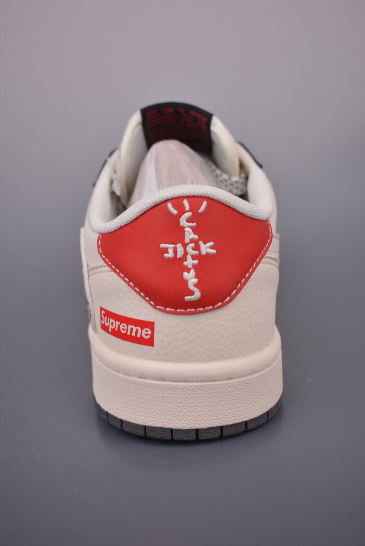 Fragment x Travis Scott x Nike Air Jordan 1 Low - Image 4
