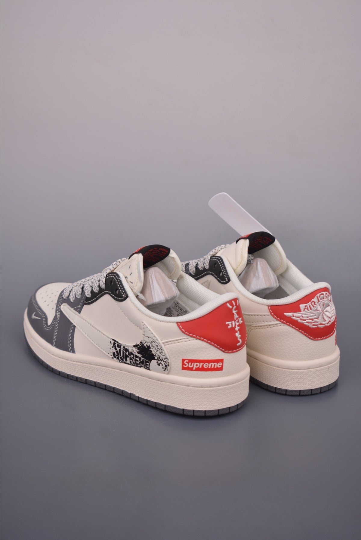 Fragment x Travis Scott x Nike Air Jordan 1 Low - Image 2