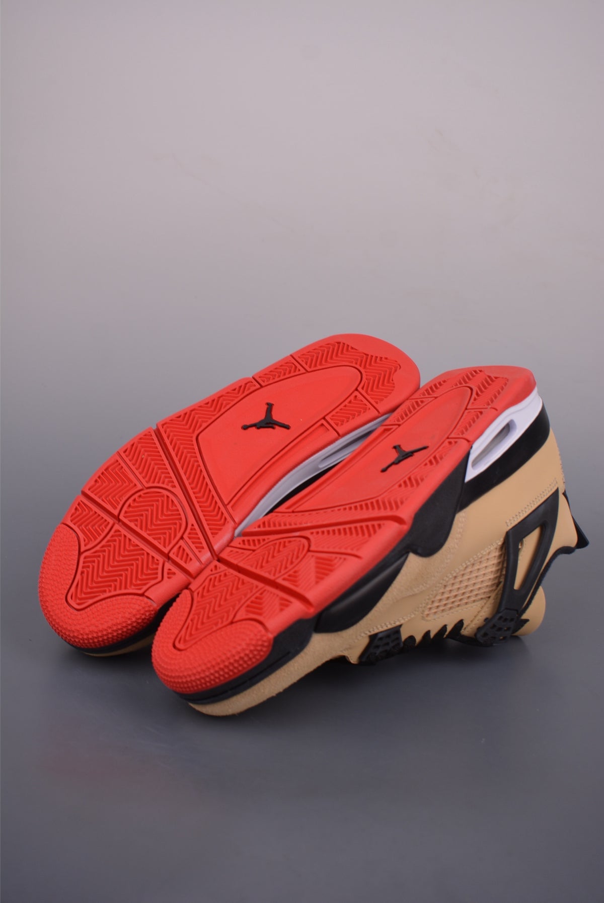 Nike Air Jordan 4 Retro - Image 3