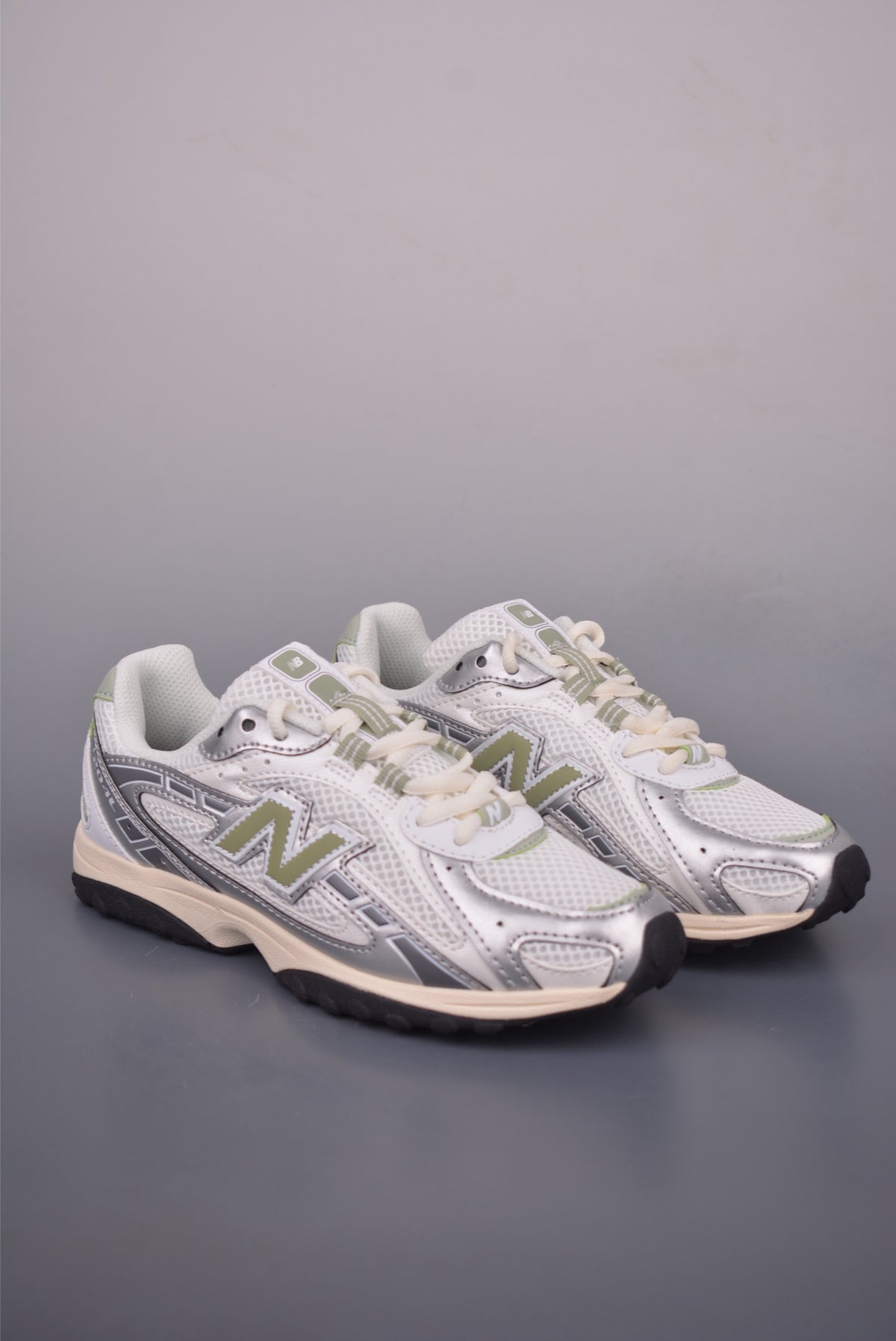 New Balance 260 204 - Image 1