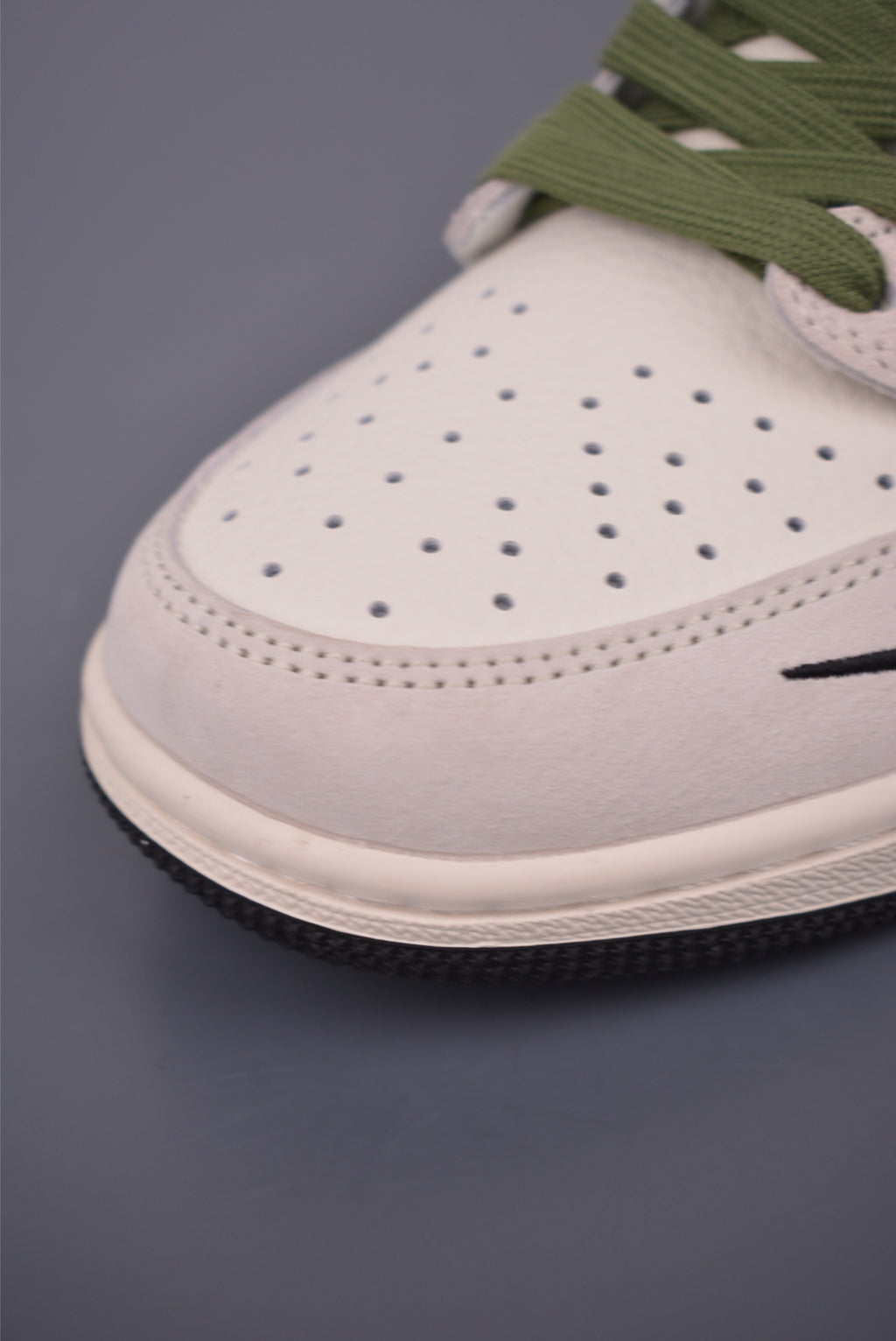 Fragment x Travis Scott x Nike Air Jordan 1 Low - Image 6