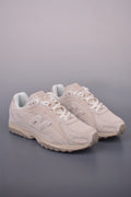New Balance 240 204 - Image 1