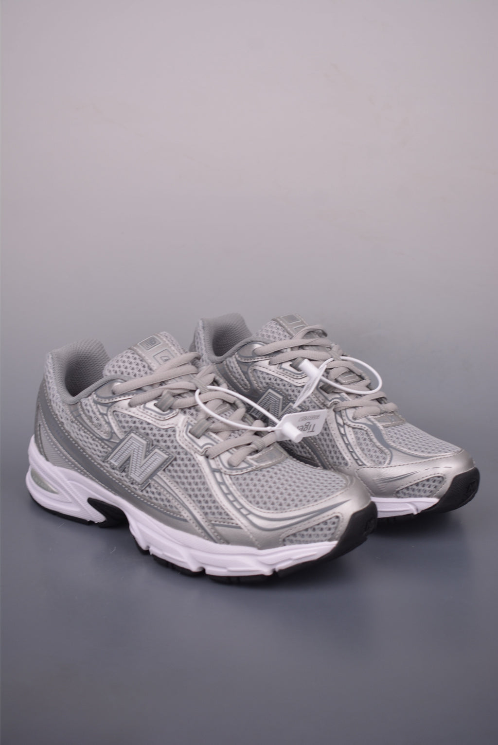 New Balance 180 240 - Image 1