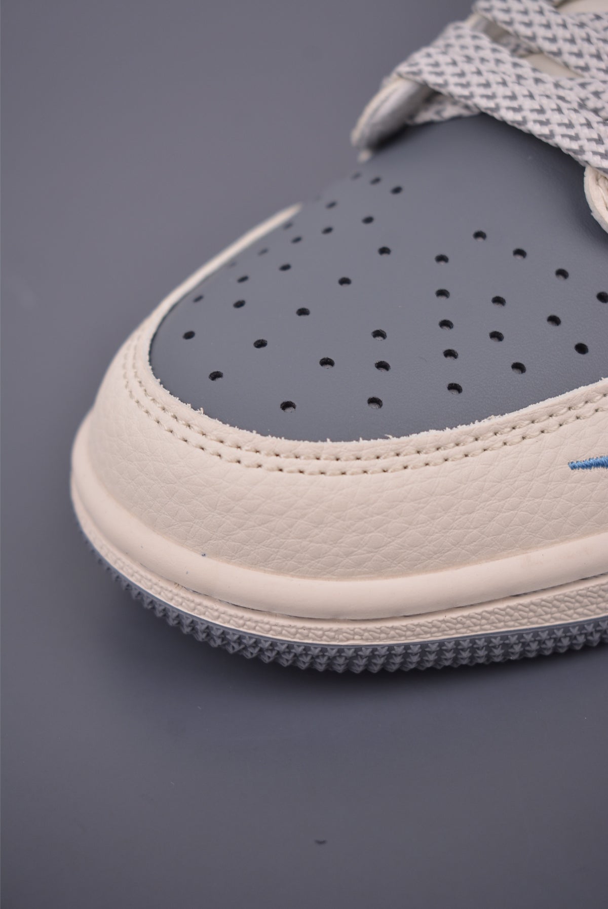 Fragment x Travis Scott x Nike Air Jordan 1 Low - Image 6