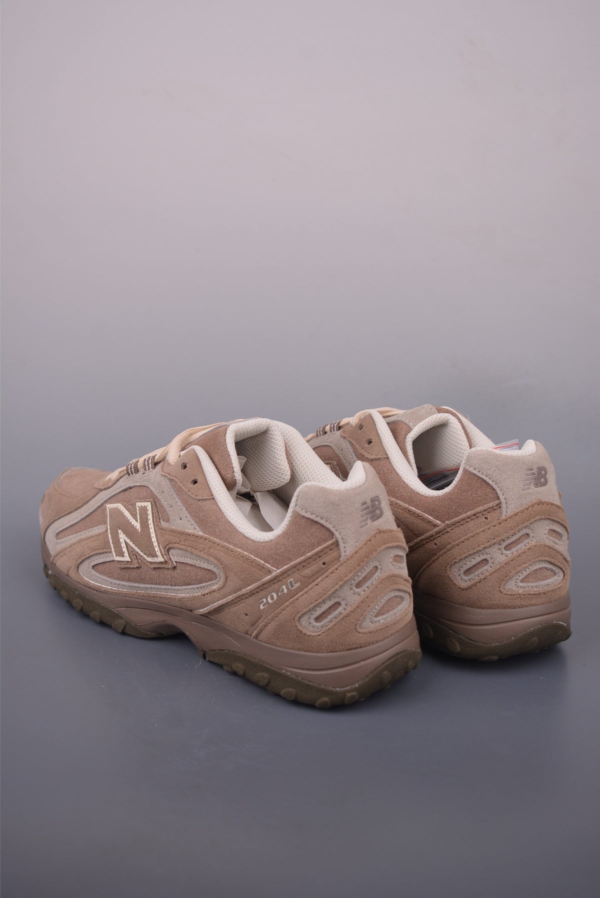 New Balance 240 204 - Image 2