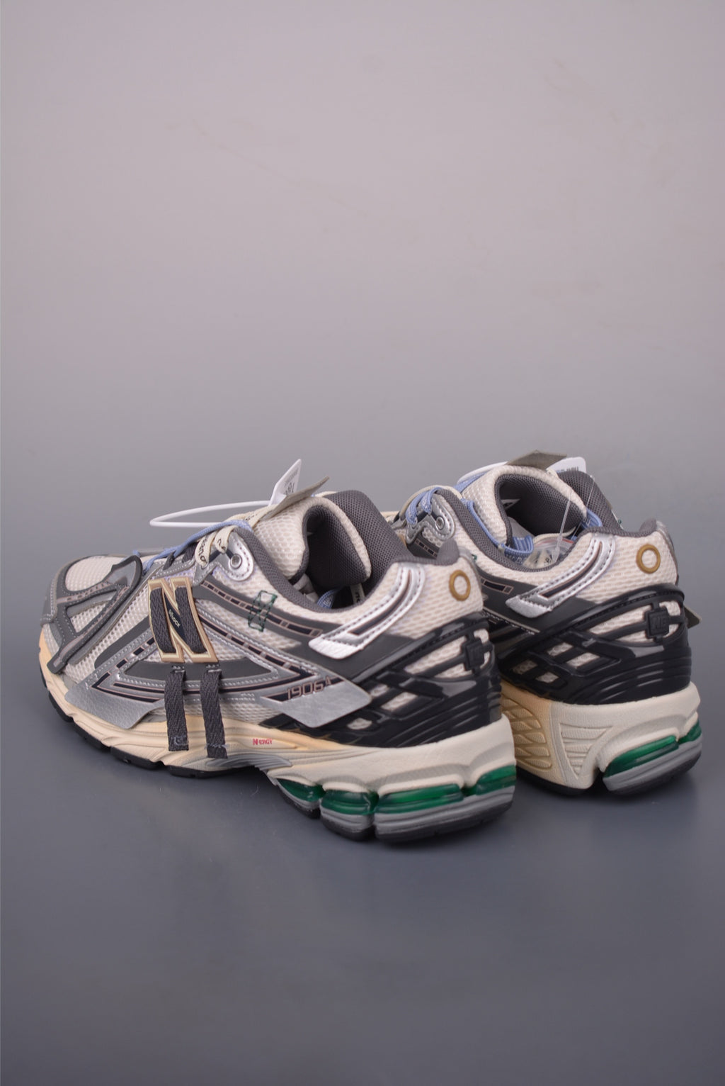 New Balance 260 320 - Image 2