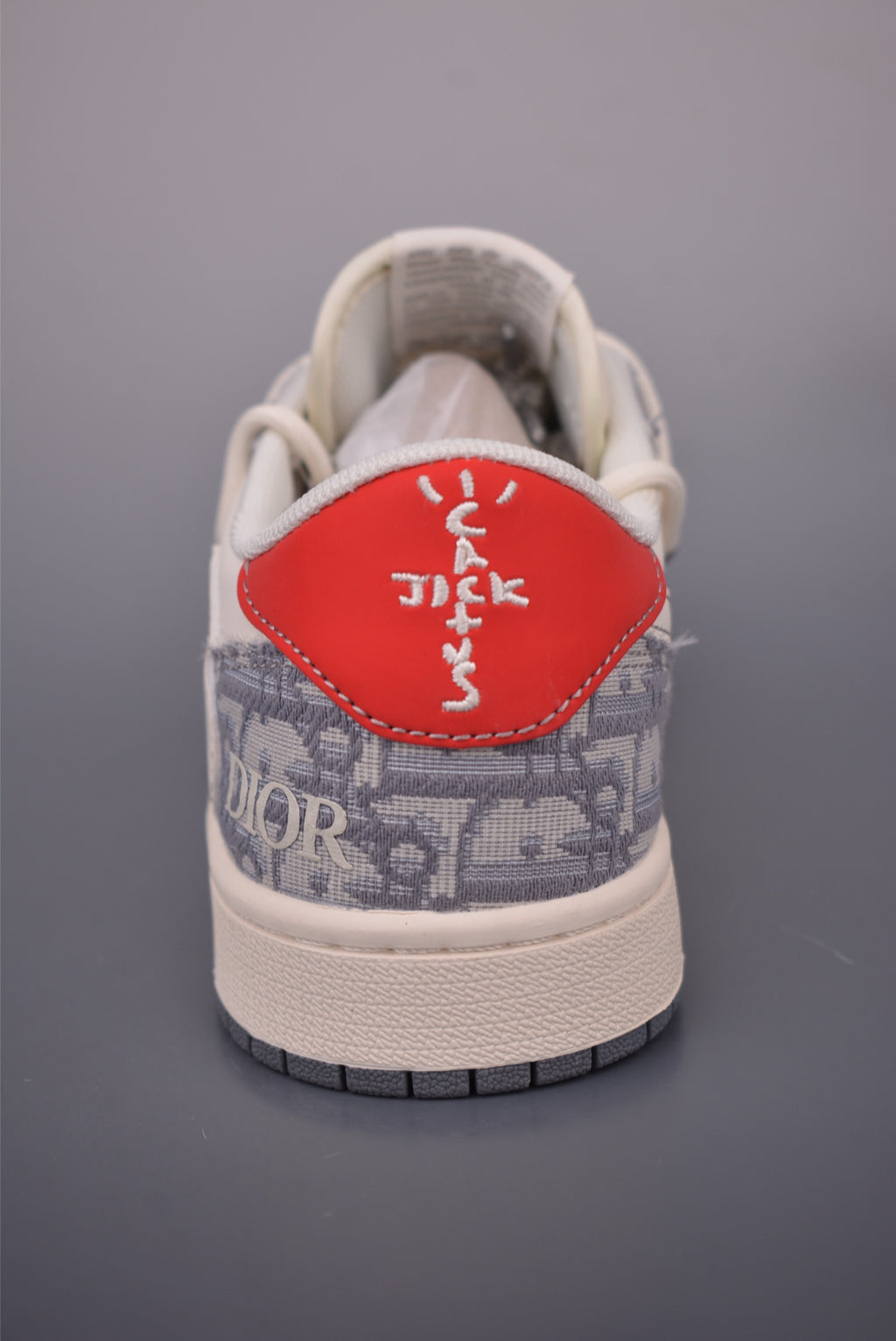Fragment x Travis Scott x Dior x Nike Air Jordan 1 Low - Image 4