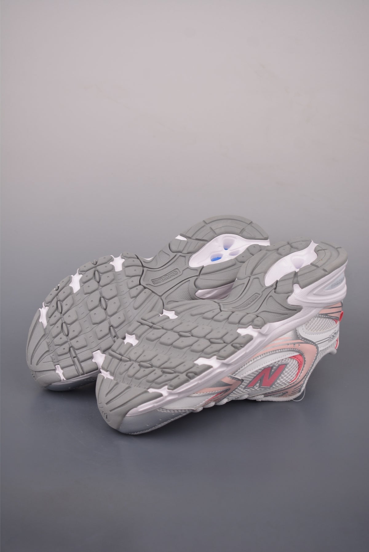 New Balance 530 - Image 3