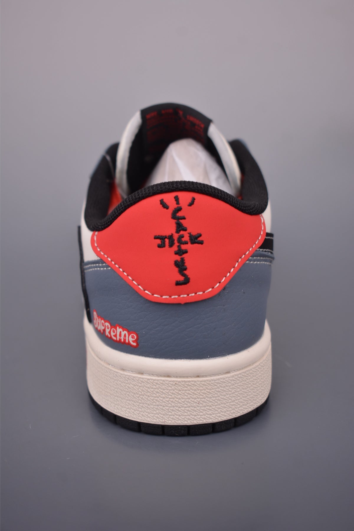 Fragment x Travis Scott x Nike Air Jordan 1 Low - Image 4