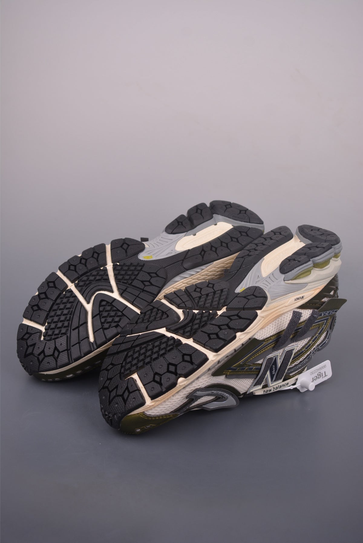 New Balance 260 320 - Image 3