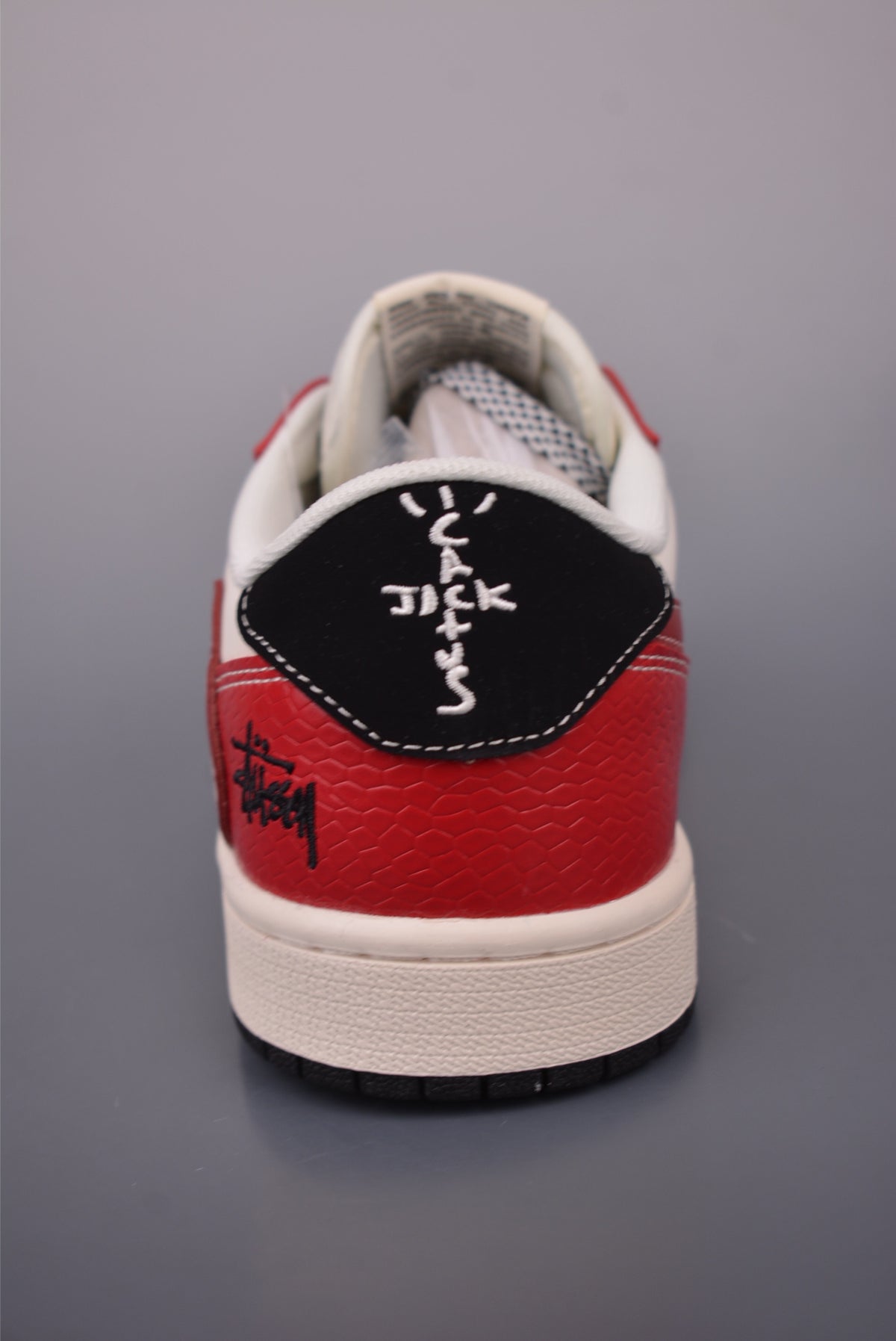 Fragment x Travis Scott x Nike Air Jordan 1 Low - Image 4